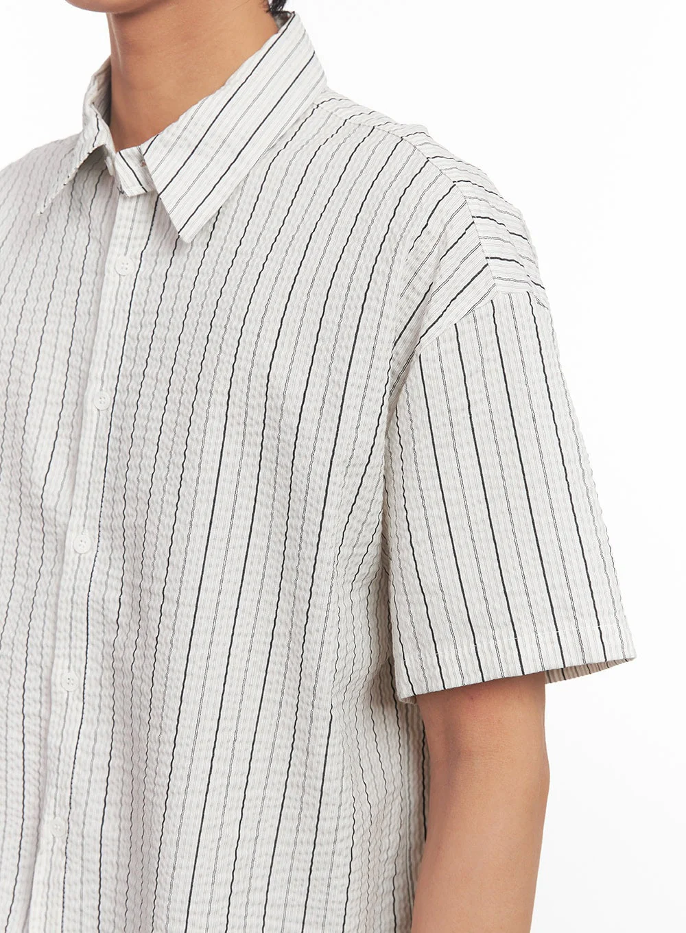 Men's Striped Loose-Fit Collared Shirt IA510 - Image 4