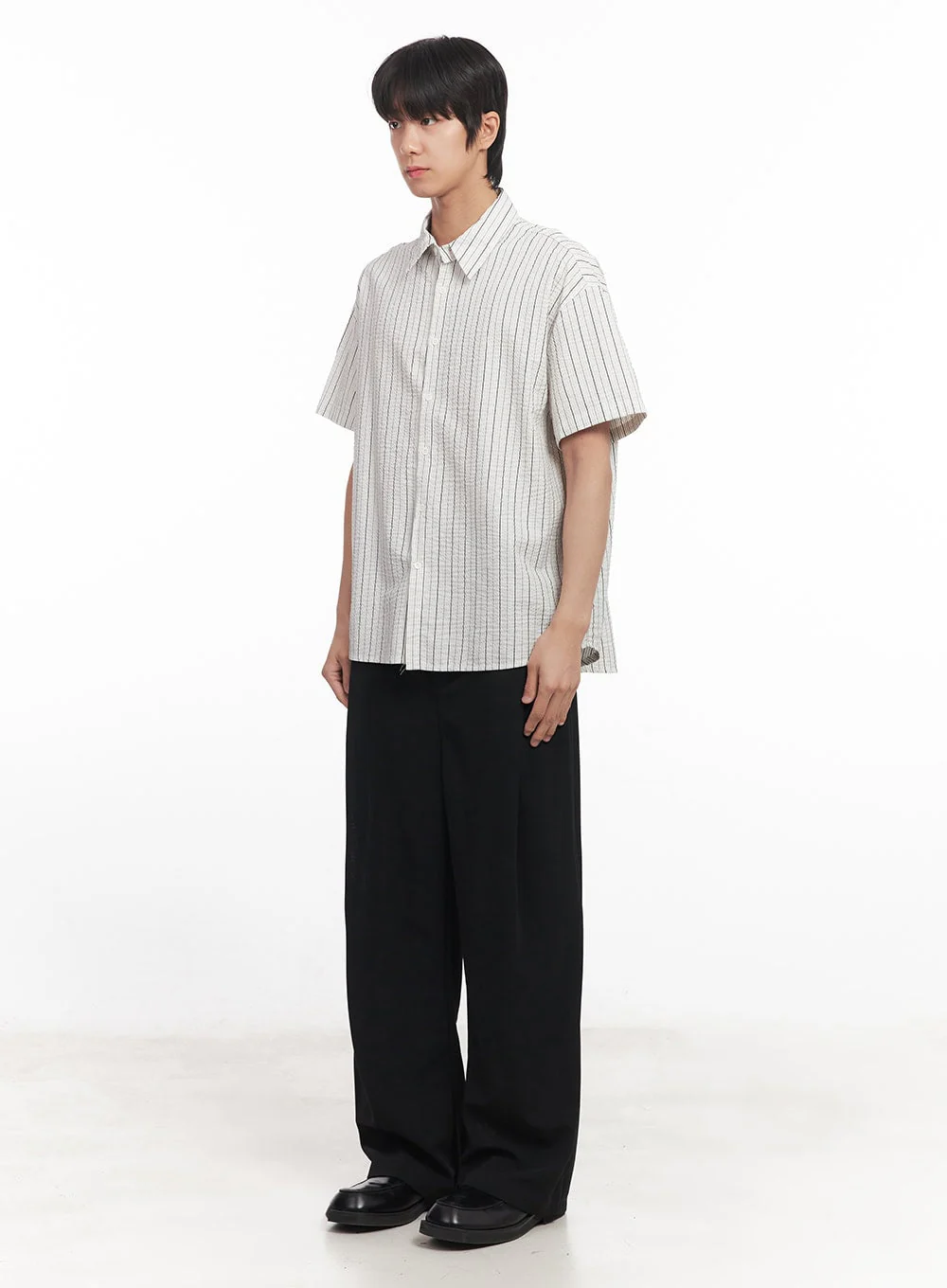 Men's Striped Loose-Fit Collared Shirt IA510 - Image 9