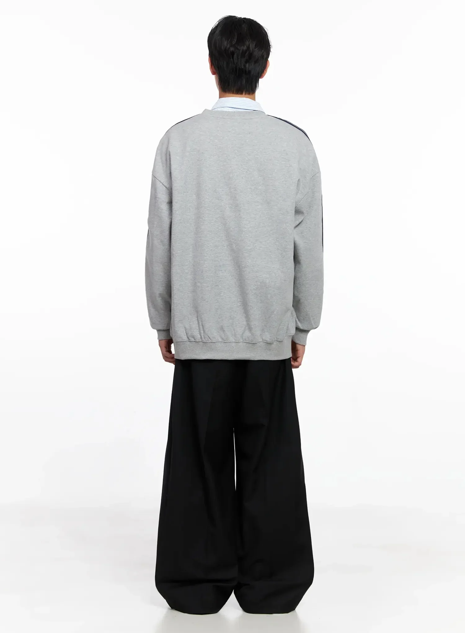Men's V-Neck Track Sweatshirt IO516 - Image 12