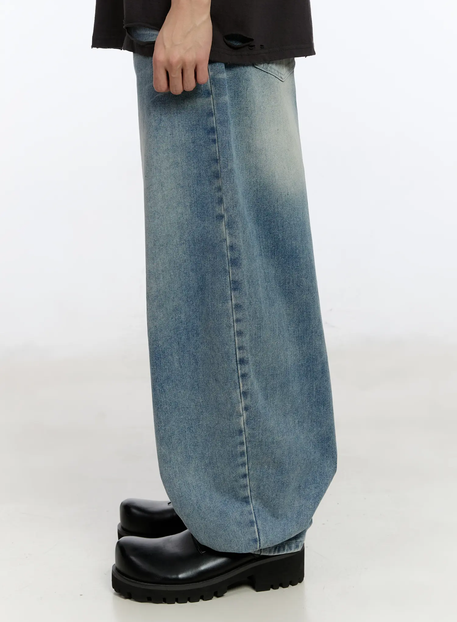 Men's Vintage Wash Baggy Jeans IA507 - Image 6