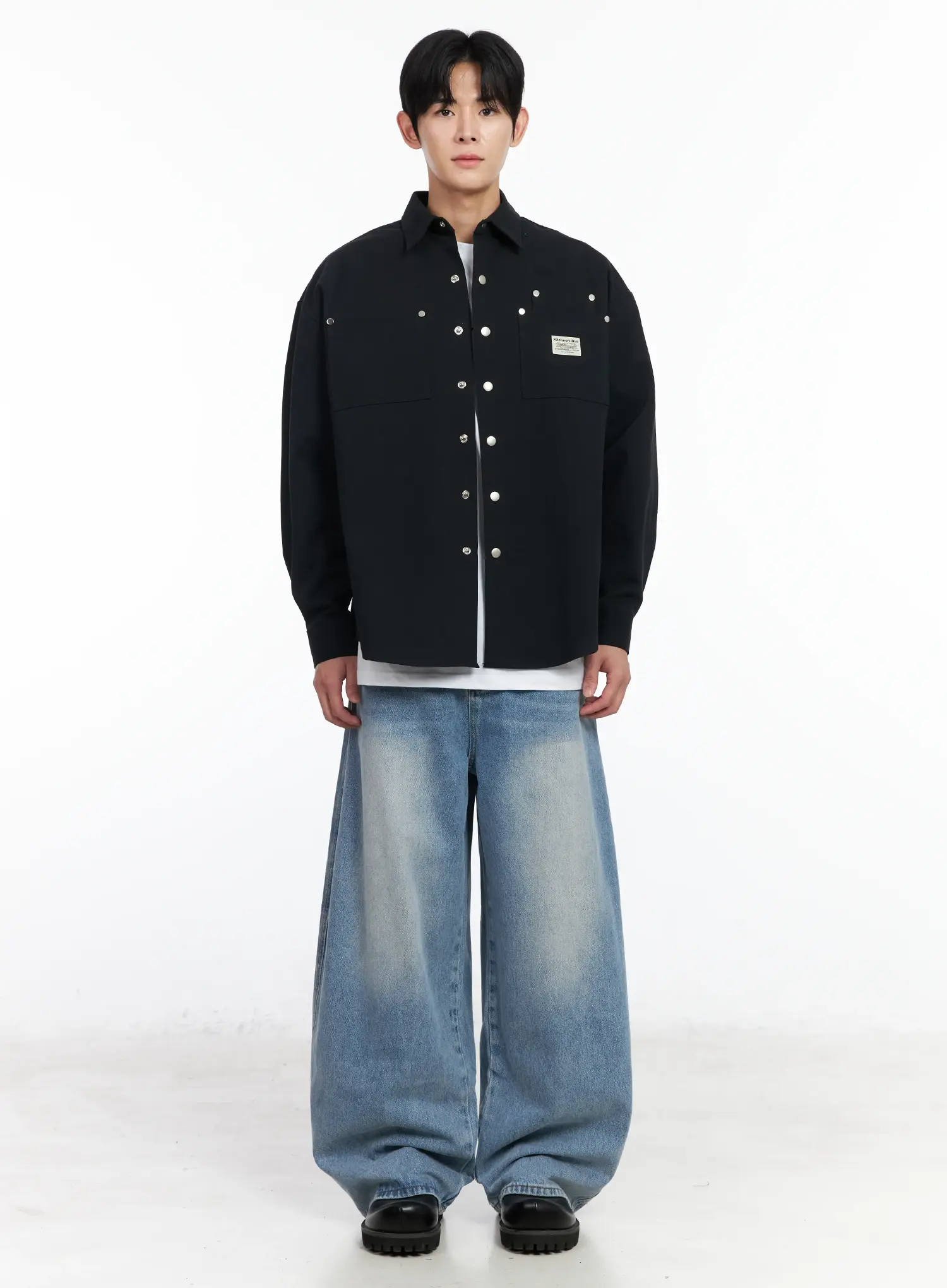 Men's Vintage-Wash Wide Leg Jeans IM518 - Image 4