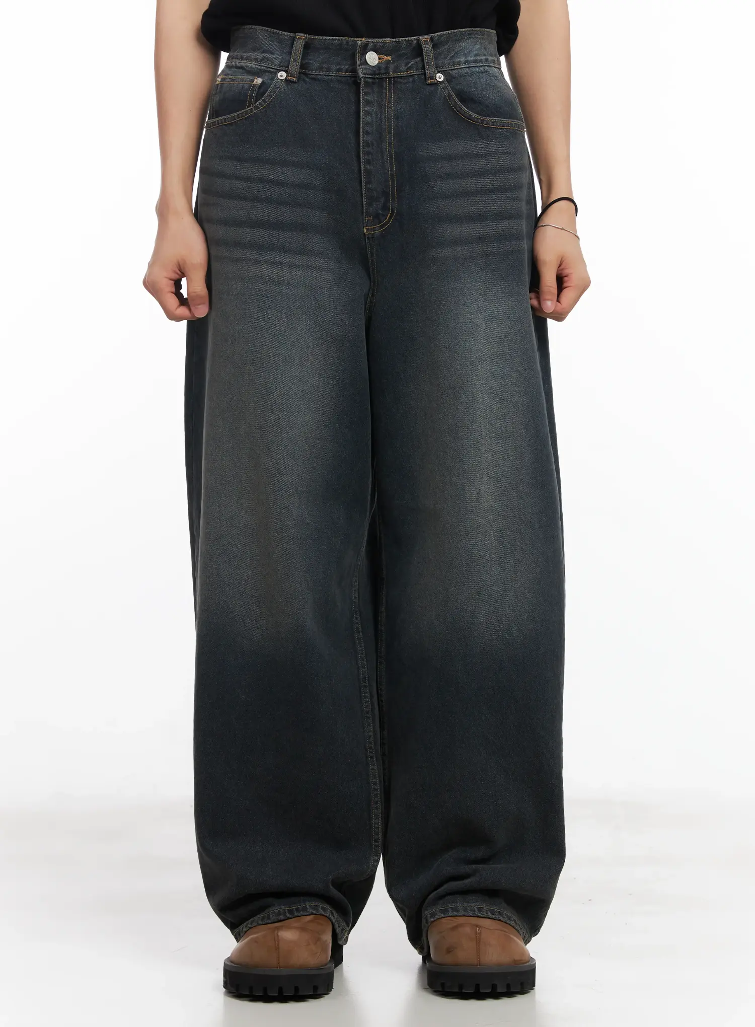 Men's Washed Baggy Jeans IU519