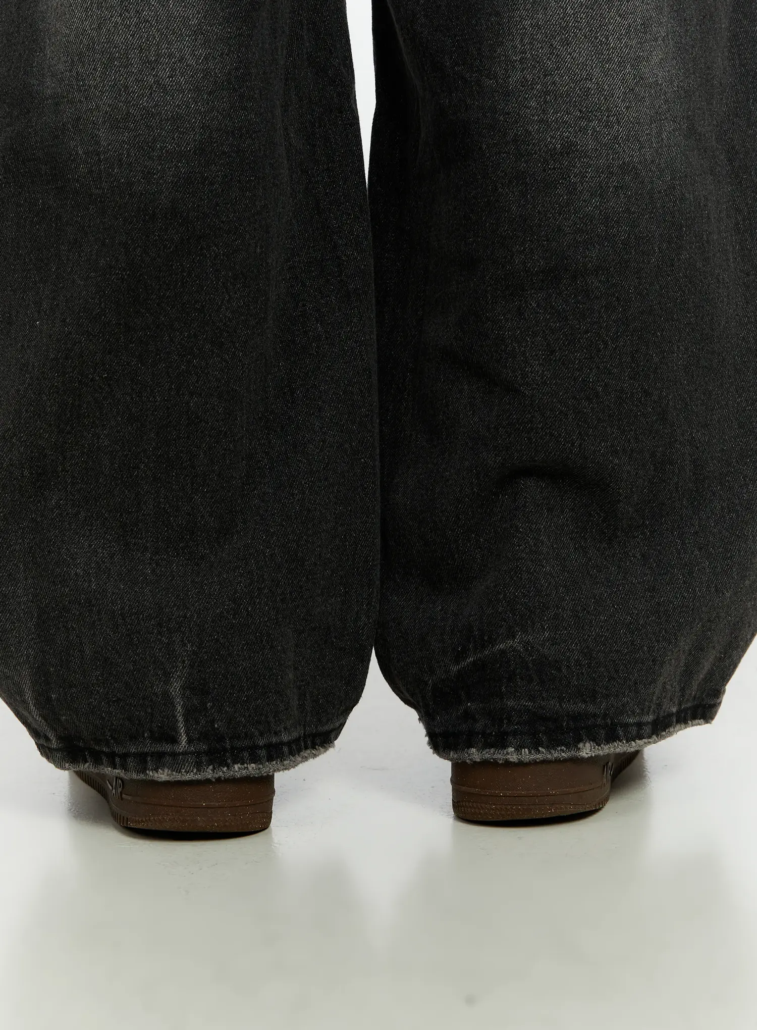 Men's Washed Black Wide Leg Jeans IF511 - Image 9