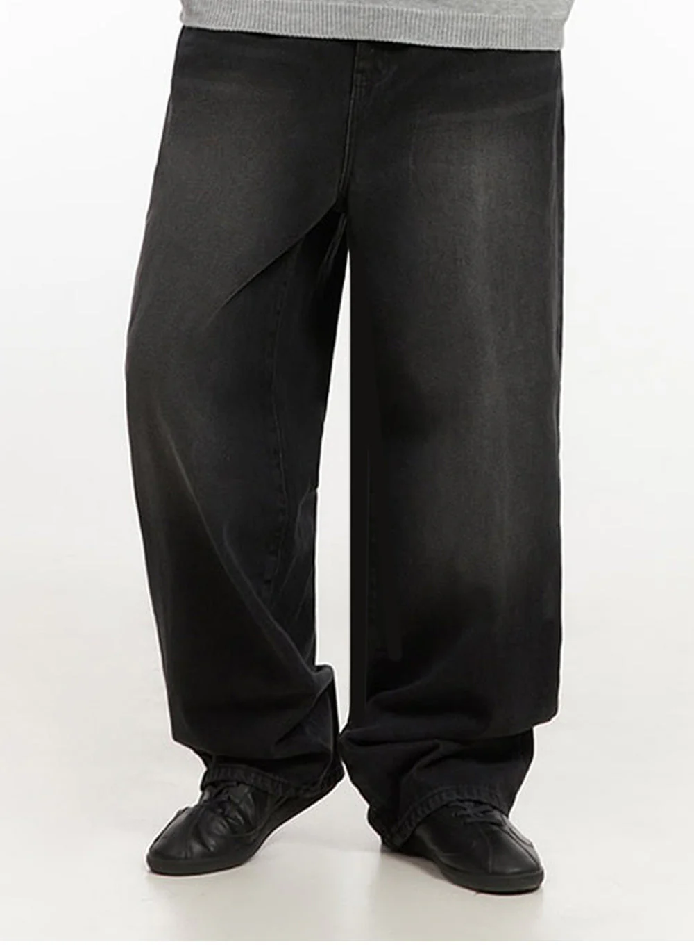 Men's Washed Relaxed-Fit Jeans IF517 - Image 2