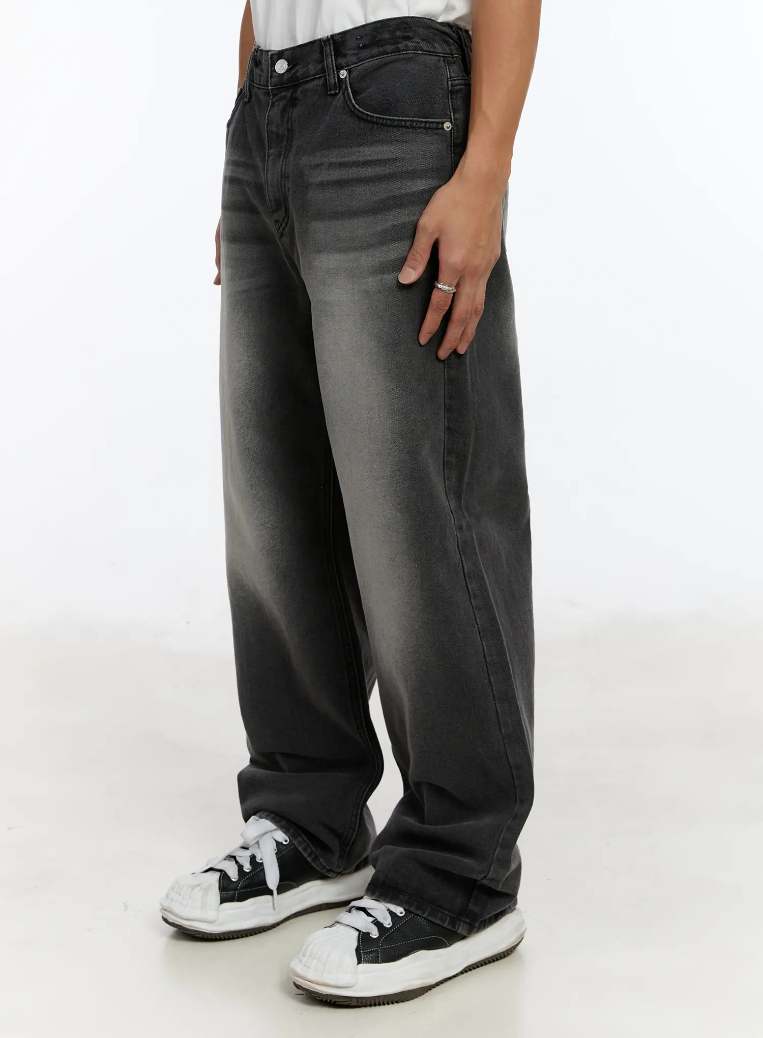 Men's Washed Wide Leg Jeans IM530 - Image 6