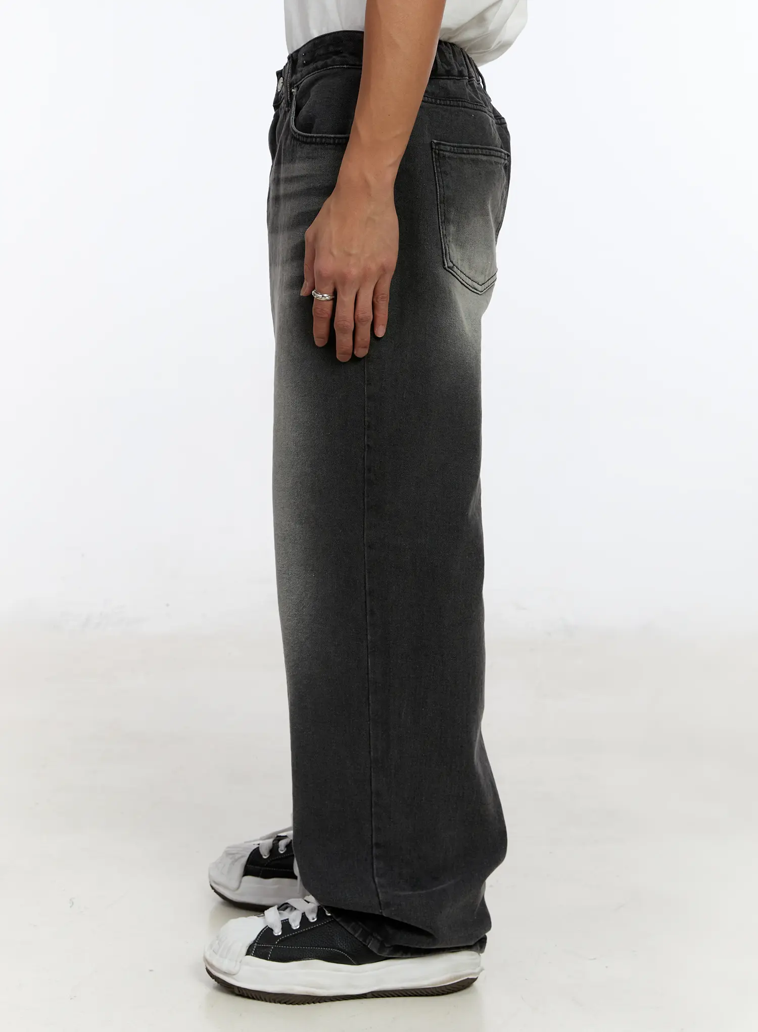 Men's Washed Wide Leg Jeans IM530 - Image 7