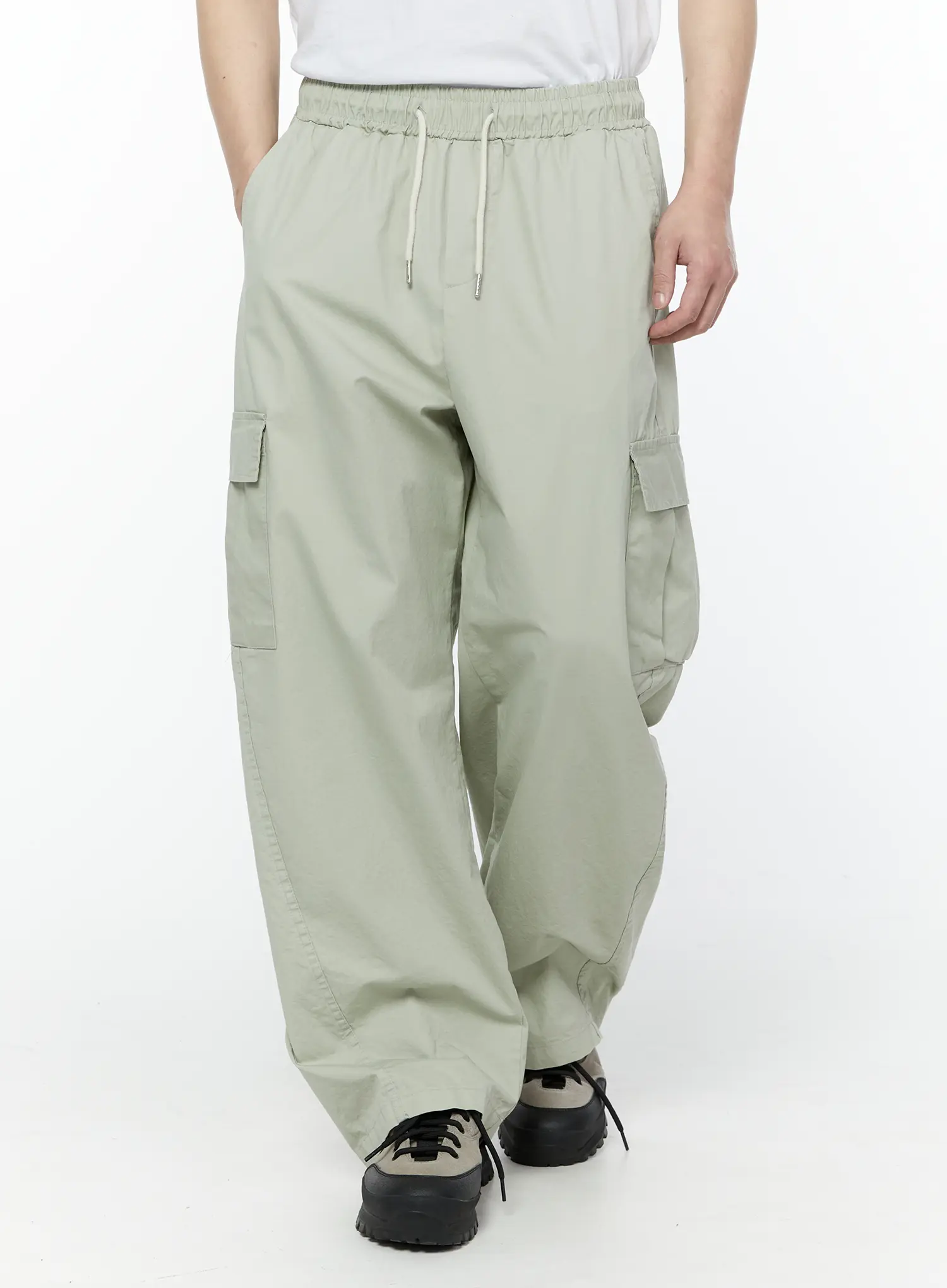 Men's Wide Cargo Pants (Light Gray) IY506