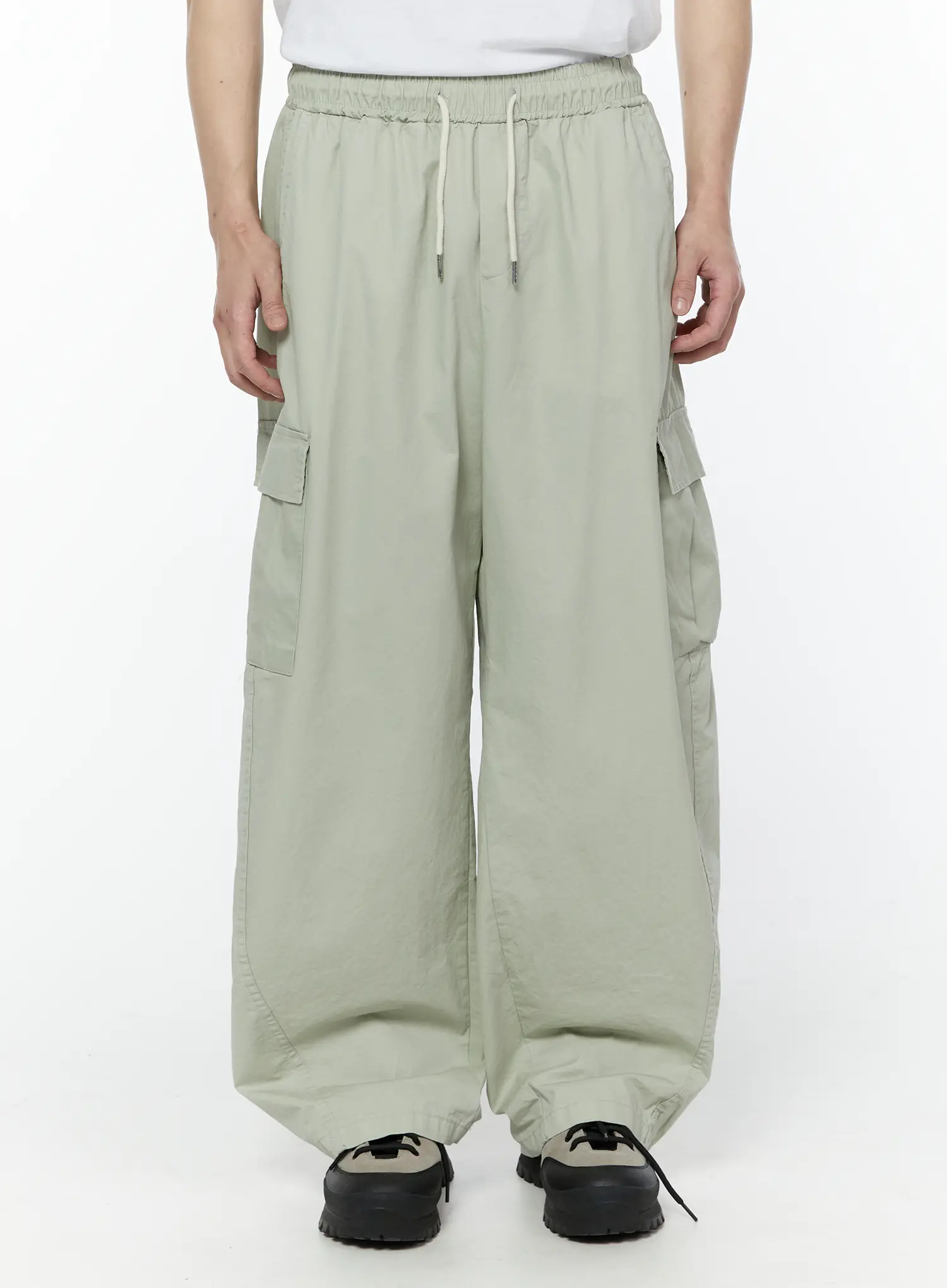 Men's Wide Cargo Pants (Light Gray) IY506 - Image 5