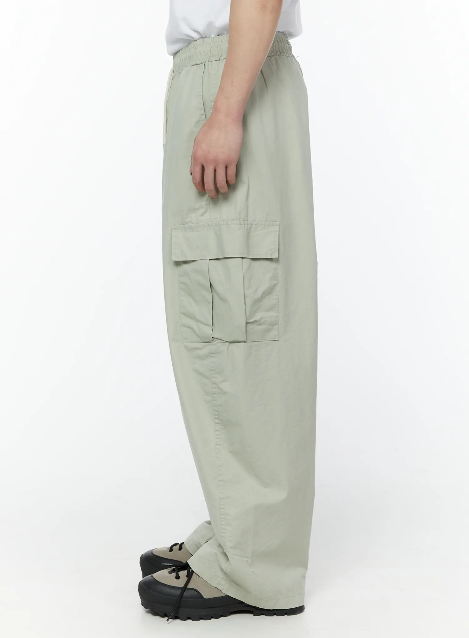 Men's Wide Cargo Pants (Light Gray) IY506 - Image 7