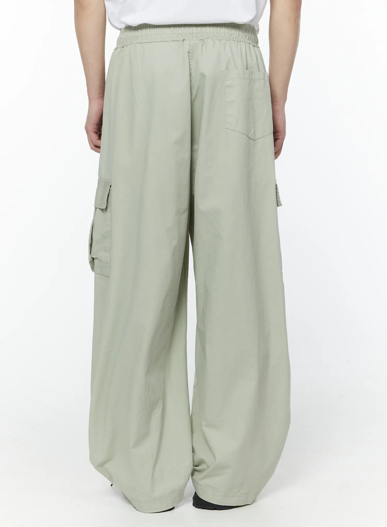 Men's Wide Cargo Pants (Light Gray) IY506 - Image 9