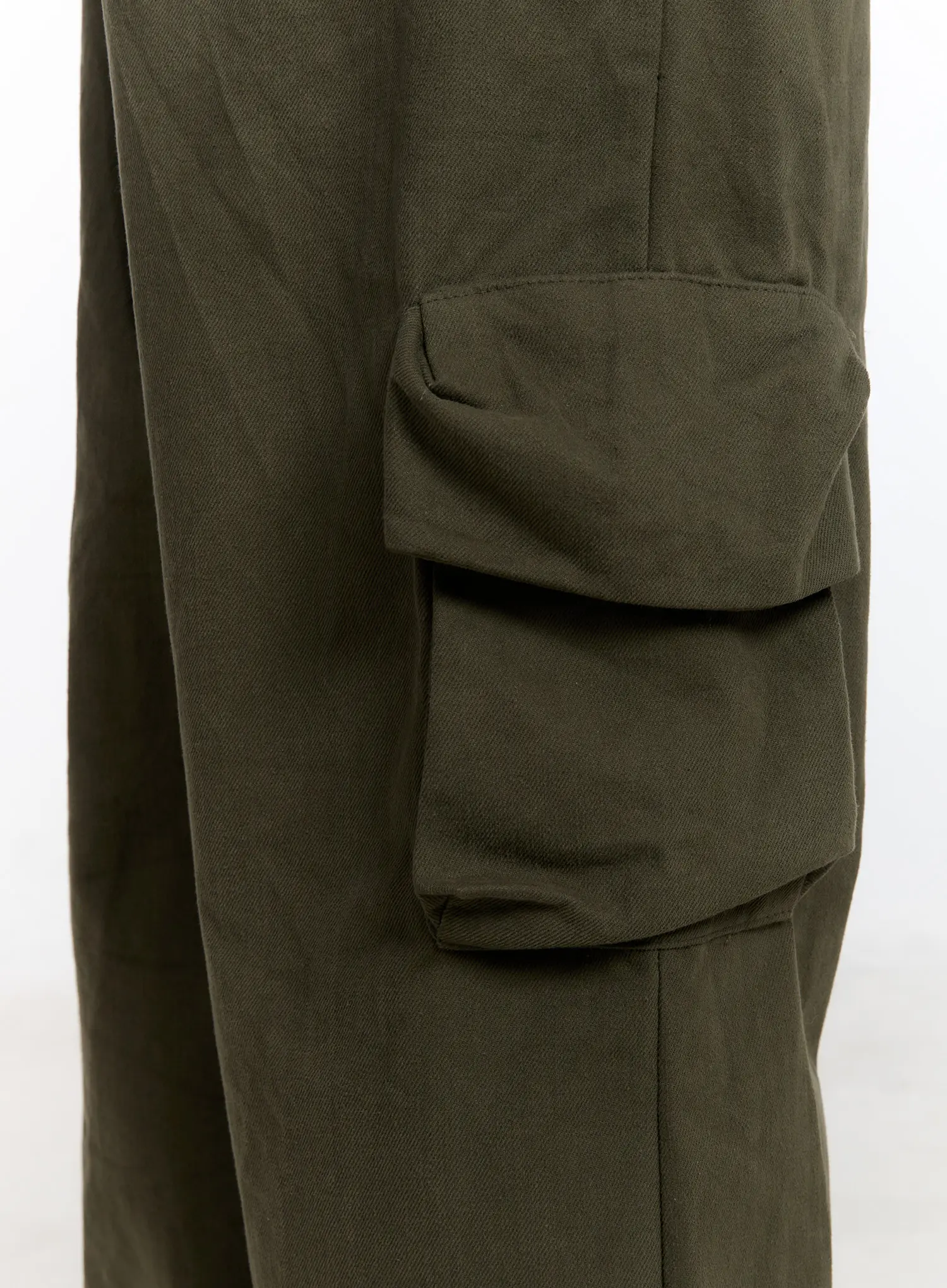Men's Wide Leg Cargo Pants IN524 - Image 6