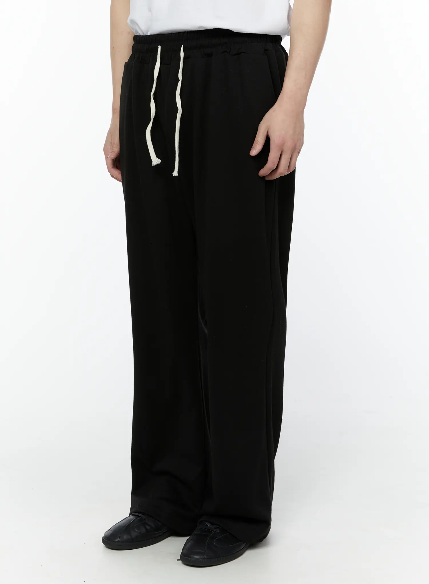 Men's Wide Leg Sweatpants (Black) IY506 - Image 4
