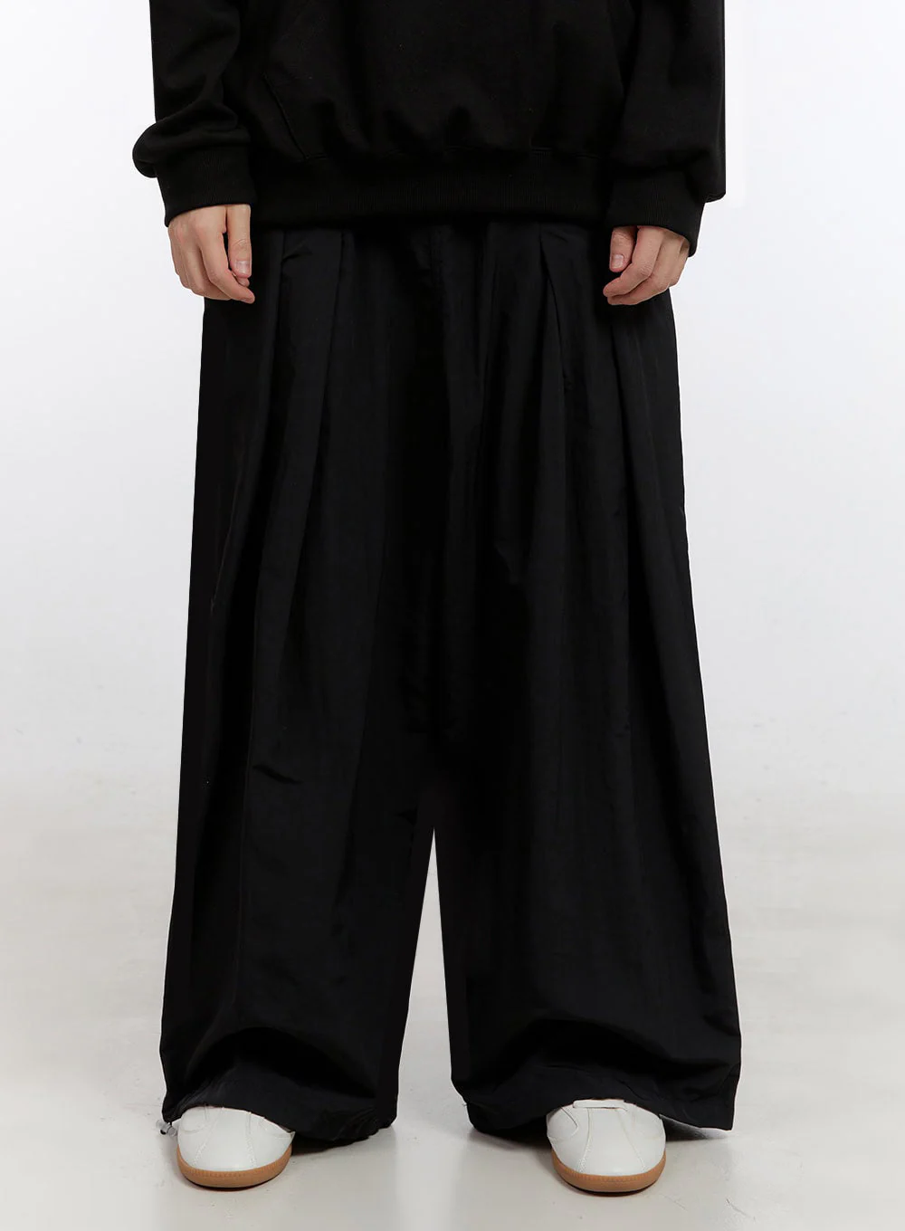 Men's Wide-Leg Windbreaker Pants IM525 - Image 2