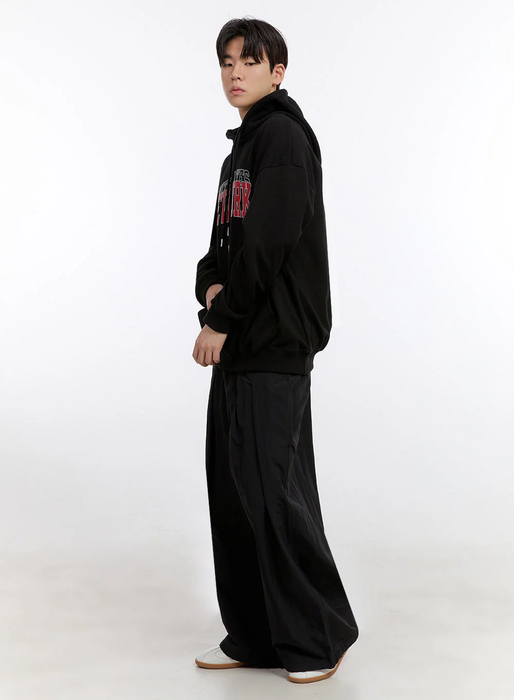 Men's Wide-Leg Windbreaker Pants IM525 - Image 3