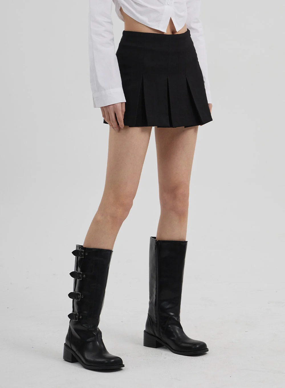 Mid-Rise Pleated Mini Skirt CF308 - Image 9