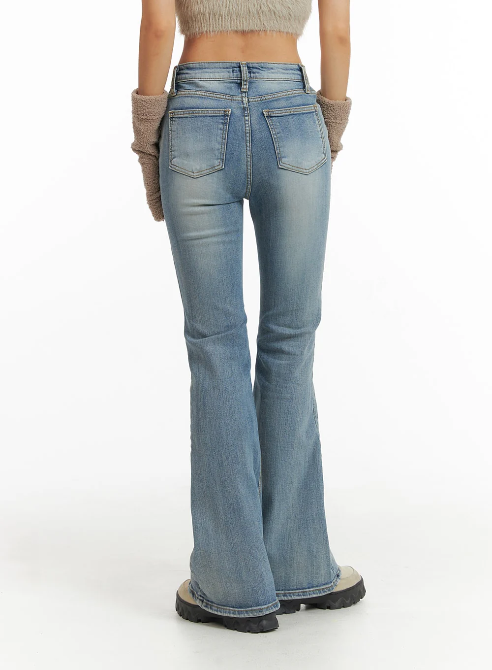 Mid Rise Solid Flared Jeans CJ429 - Image 4