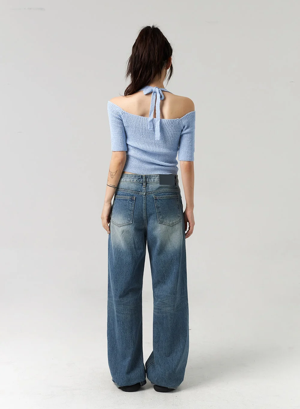 Mid-Wash Baggy Jeans CL312 - Image 12