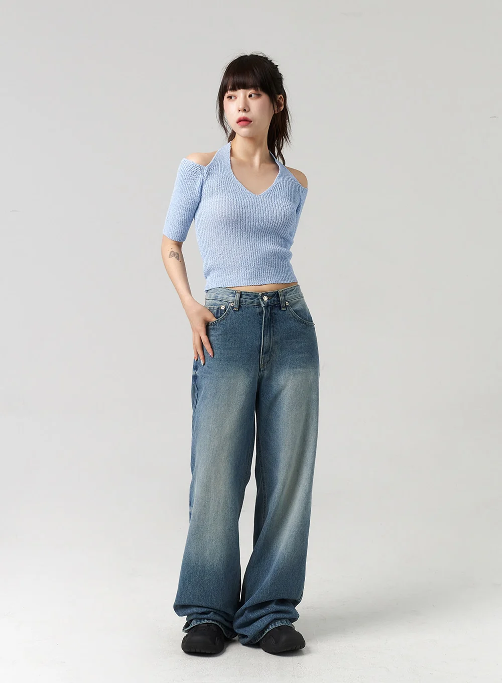 Mid-Wash Baggy Jeans CL312 - Image 7