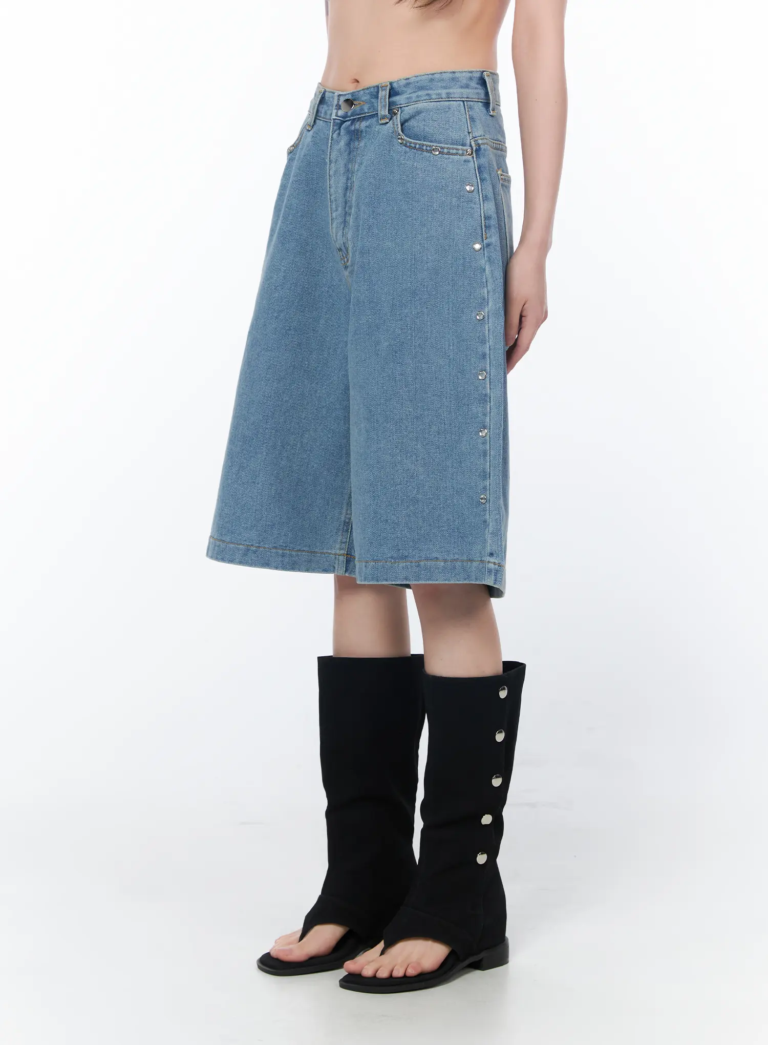 Monroe Embellished Jorts CA529 - Image 10