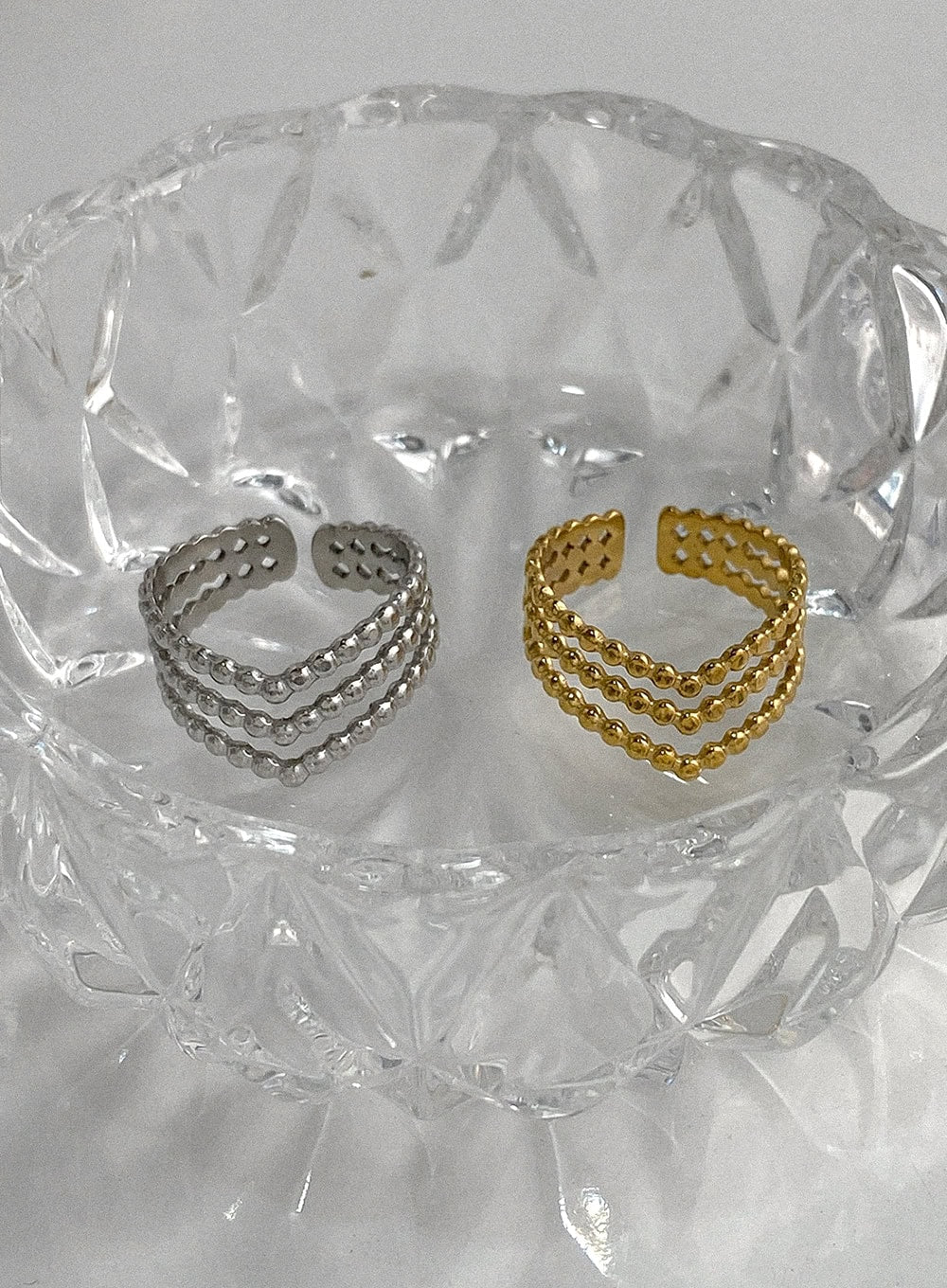 Mozart Triple Point Ring IA524 - Image 3