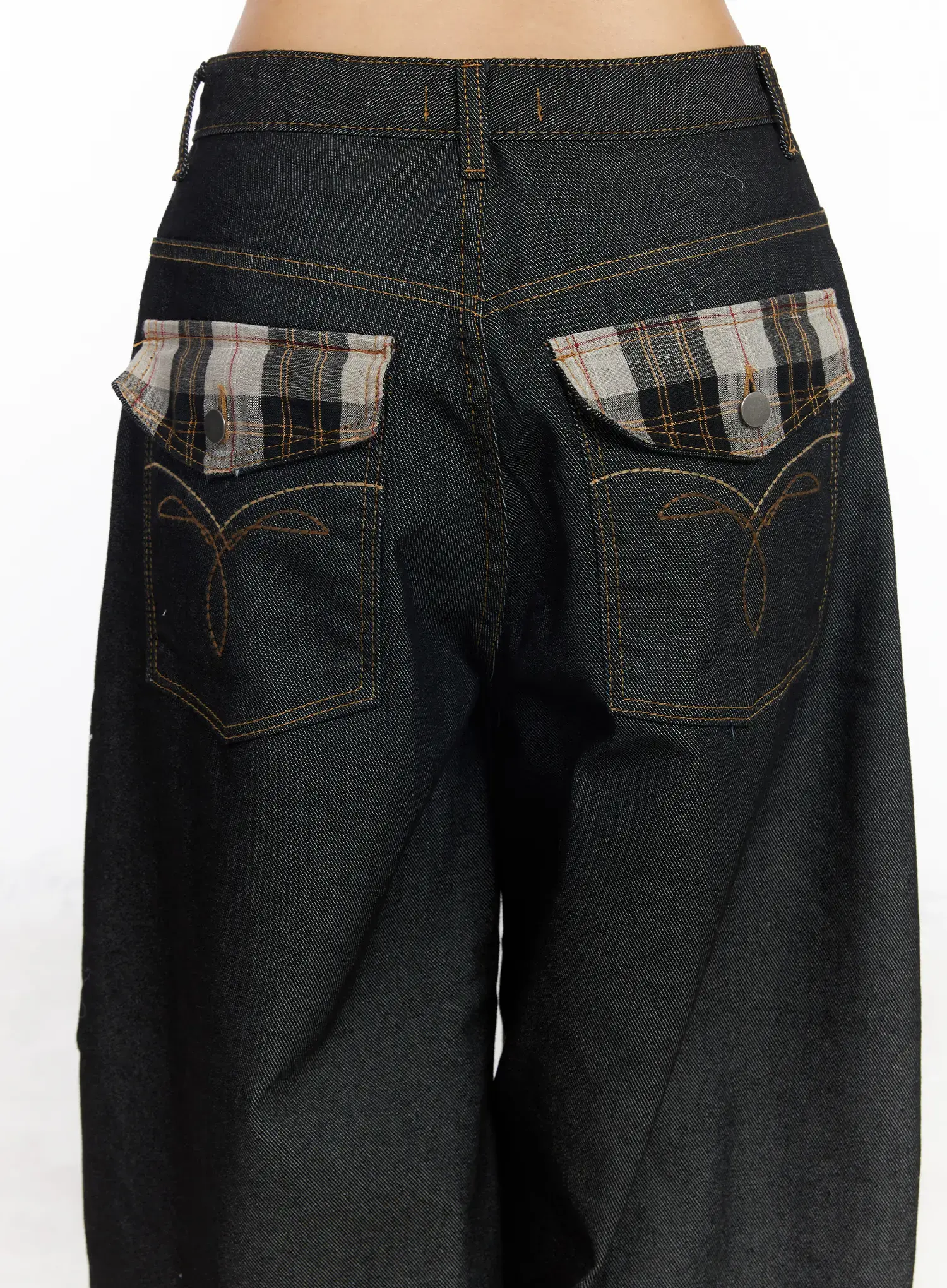 Nora Plaid Accent Wide-Leg Jeans CF506 - Image 14