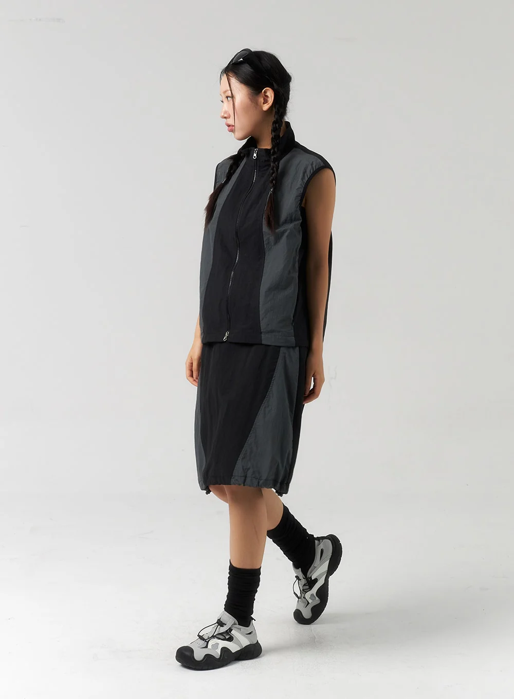 Nylon Sleeveless Zip-Up CU323 - Image 10