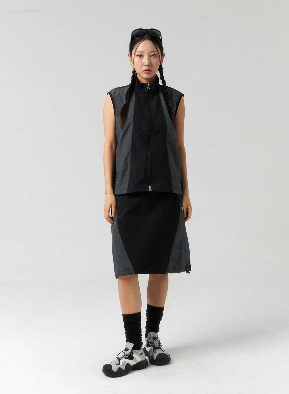 Nylon Sleeveless Zip-Up CU323 - Image 3