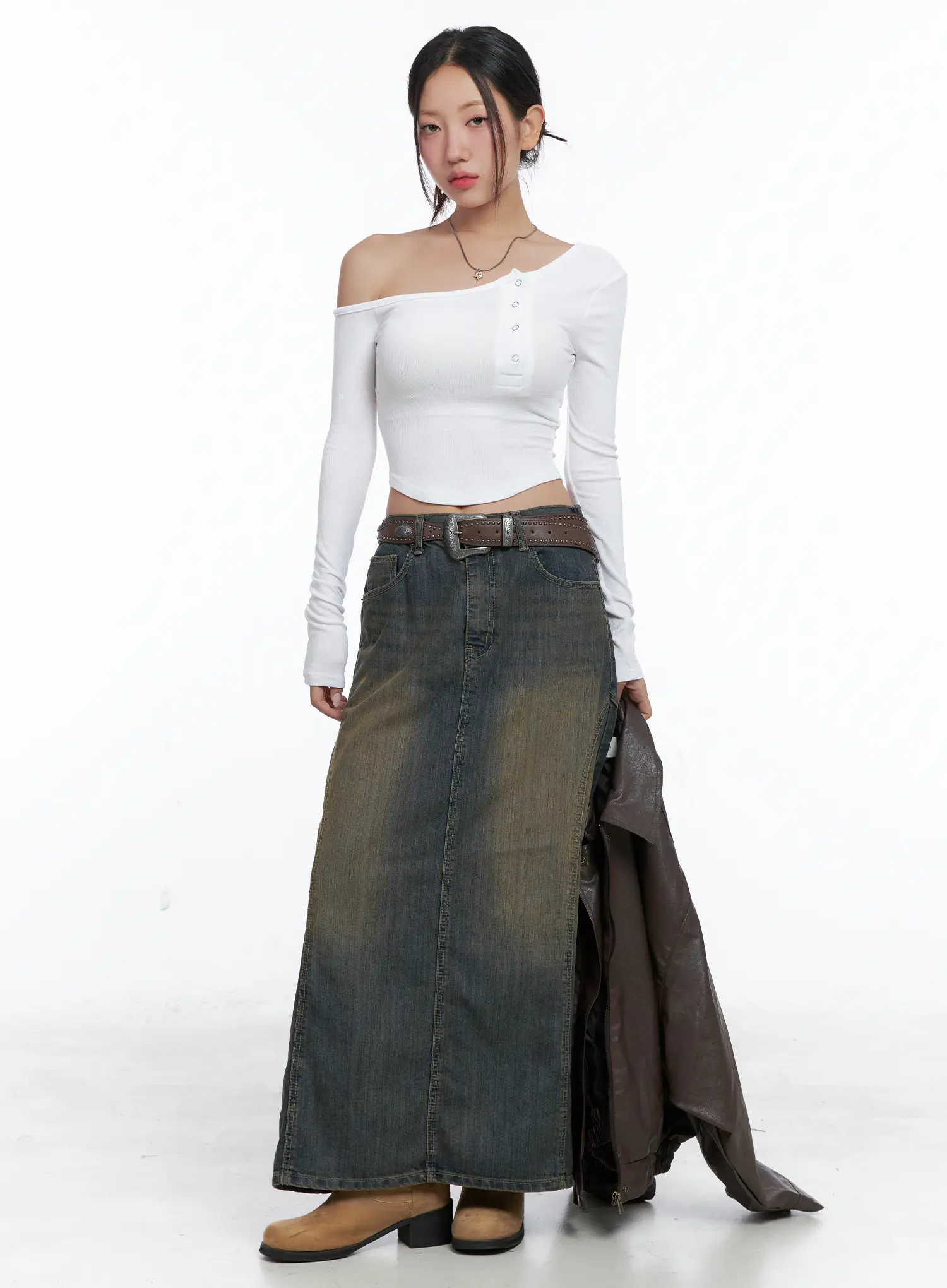 Off-Shoulder Asymmetric Long Sleeve Crop Top CS503 - Image 2