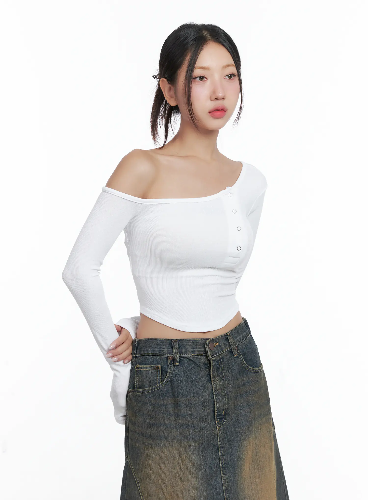 Off-Shoulder Asymmetric Long Sleeve Crop Top CS503 - Image 6