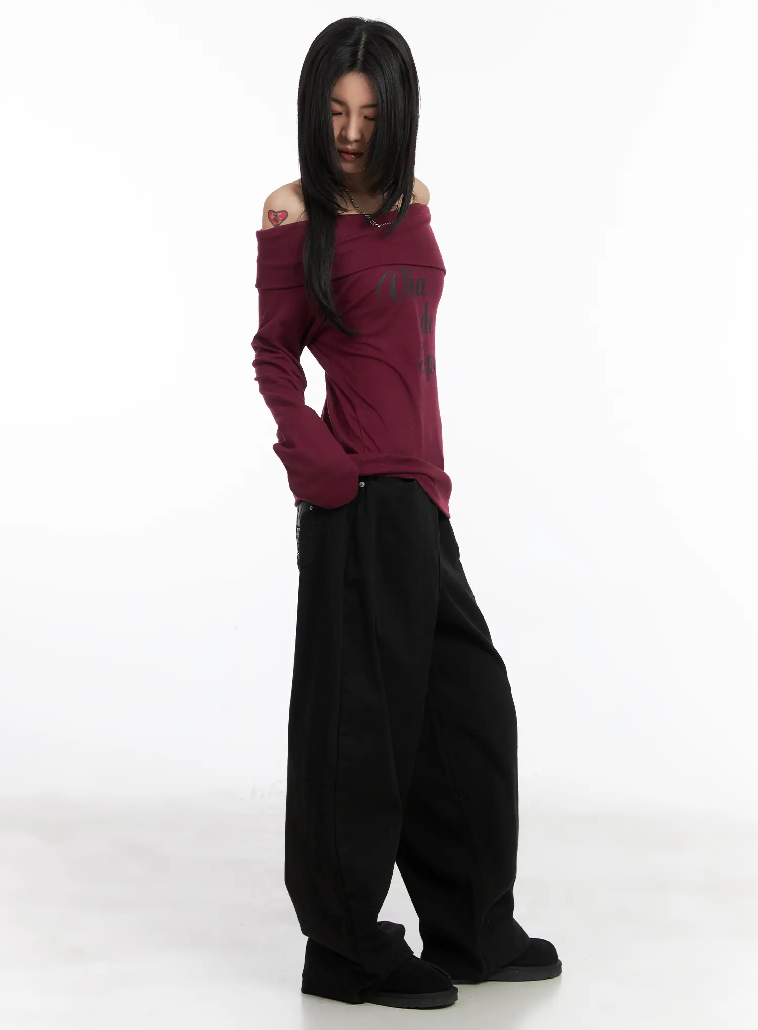 Off-Shoulder Graphic Button Long Sleeve Top CD508 - Image 7
