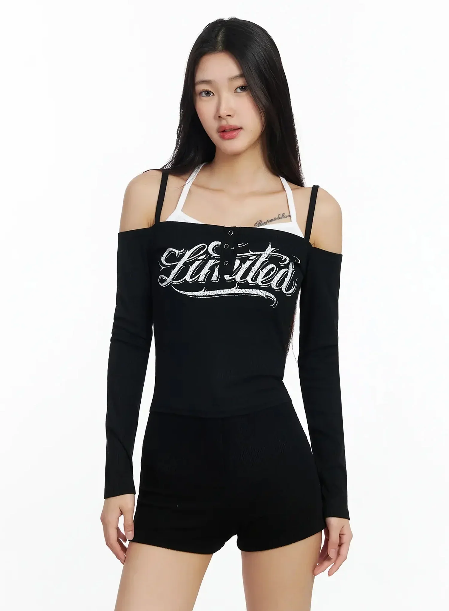 Off-Shoulder Graphic Layered Tee IA508 - Image 15