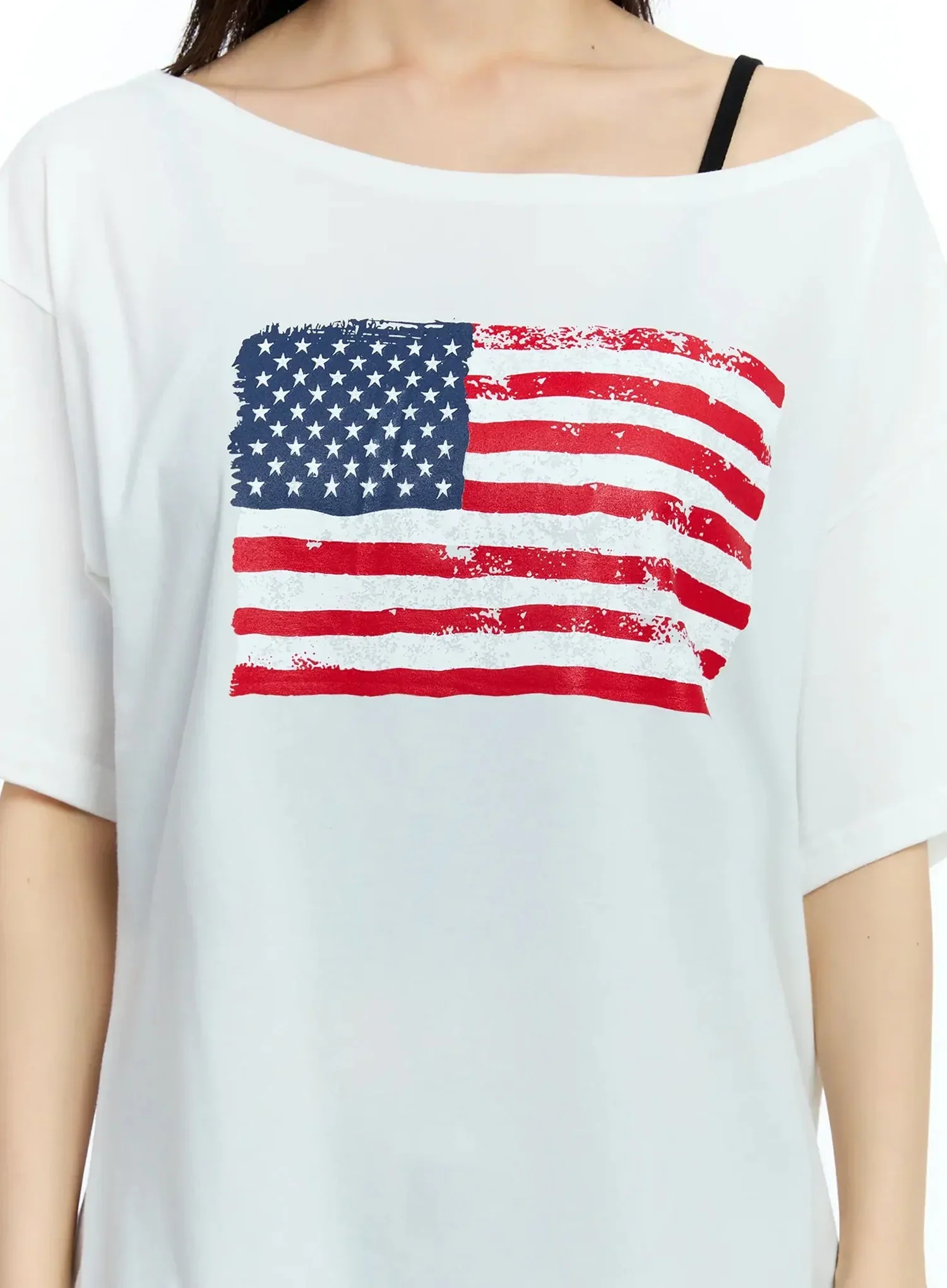 Off-Shoulder Graphic Print Tee IU525 - Image 4