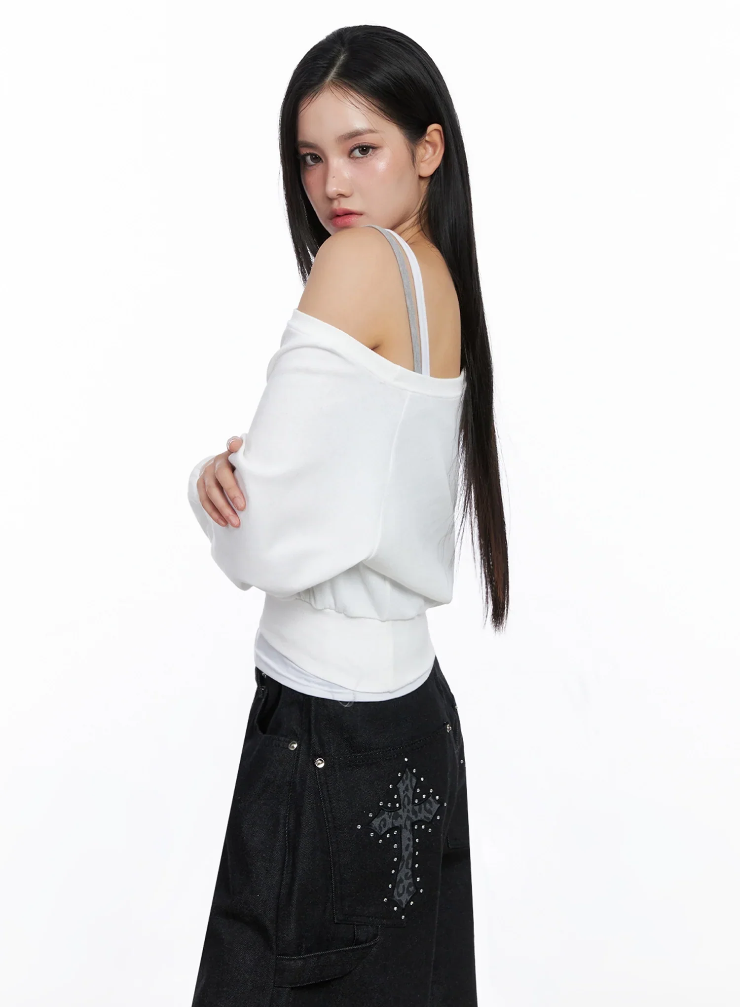 Off-Shoulder Graphic Sweatshirt IS525 - Image 7