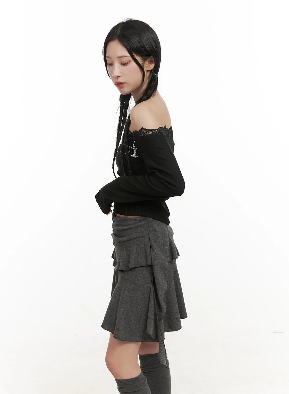Off-Shoulder Long Sleeve Crop Tee CD410 - Image 5