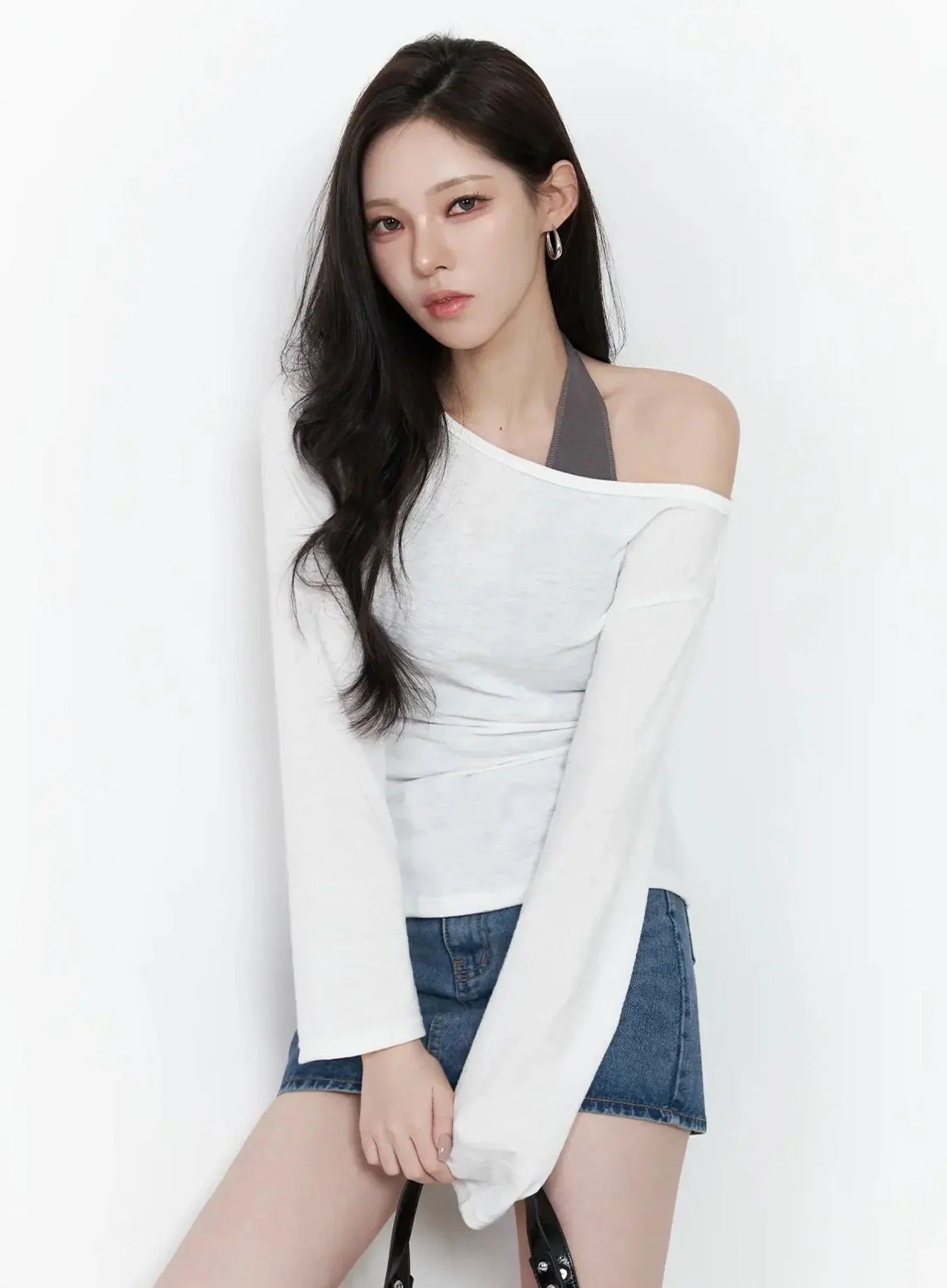 Off-Shoulder Long Sleeve Top IJ528