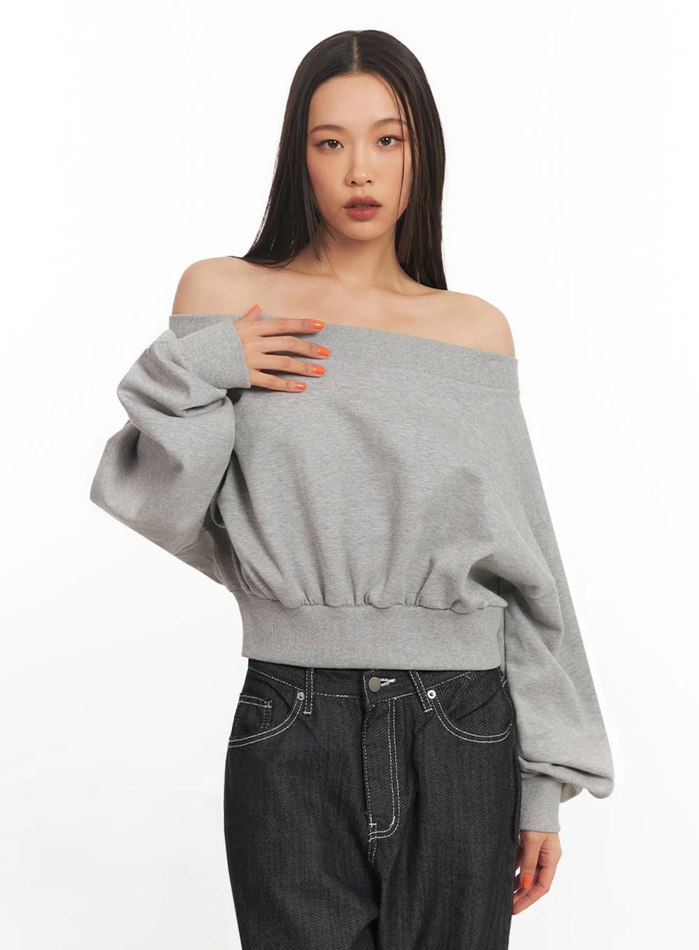 Off-Shoulder Loose-Fit Sweatshirt IA507 - Image 13