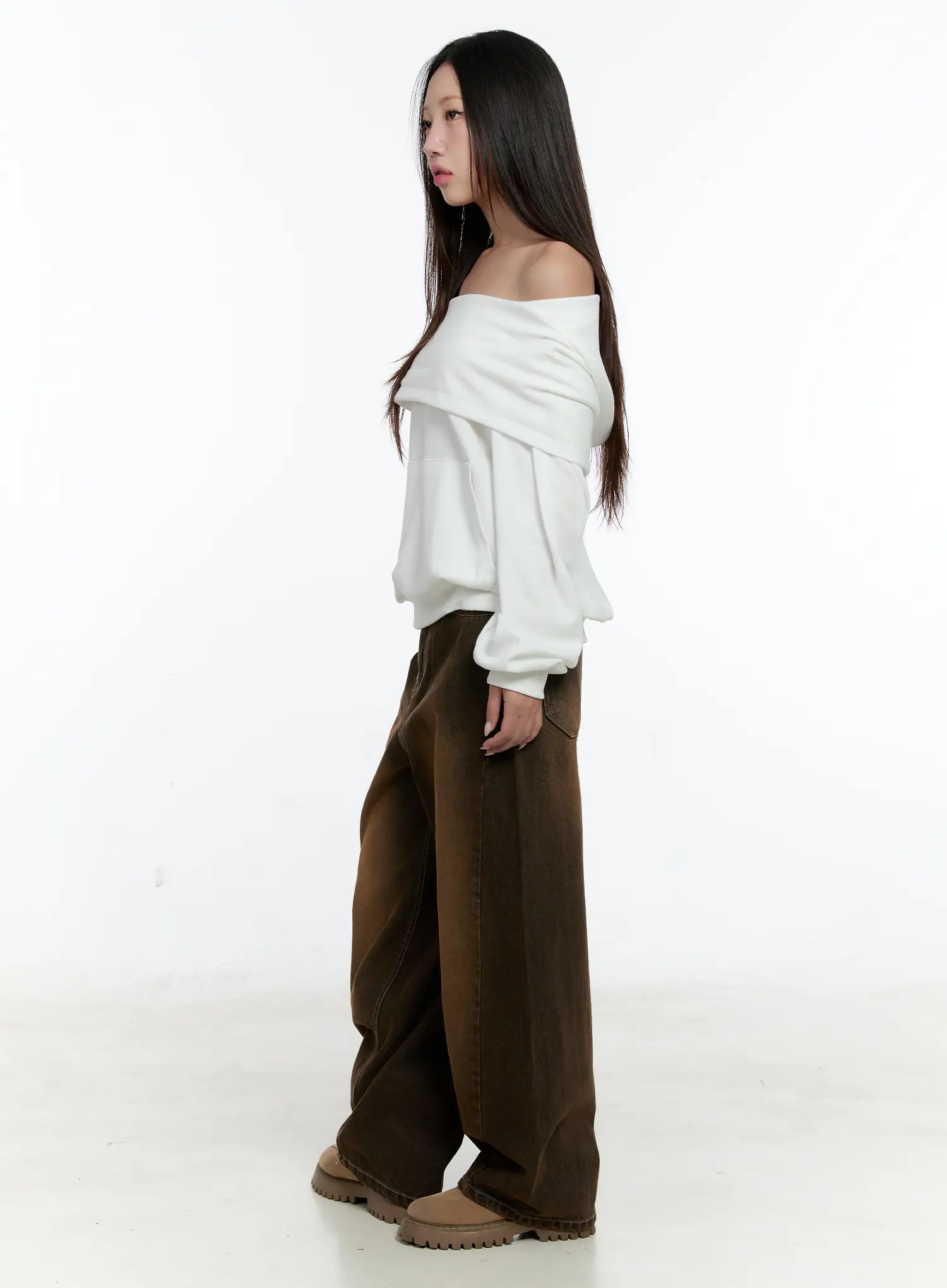 Off-Shoulder Pocket Sweatshirt CS517 - Image 4