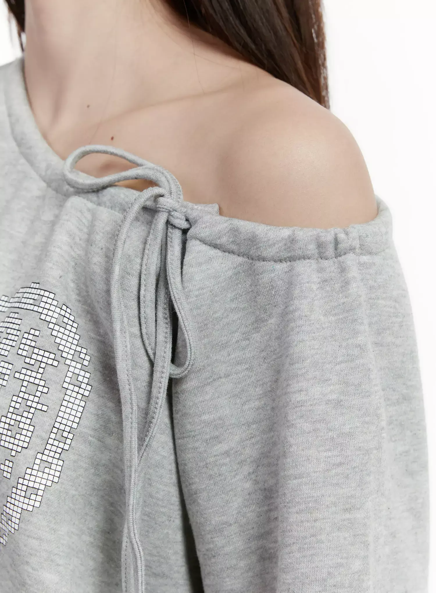 Off-Shoulder Ribbon Sweatshirt IJ521 - Image 5