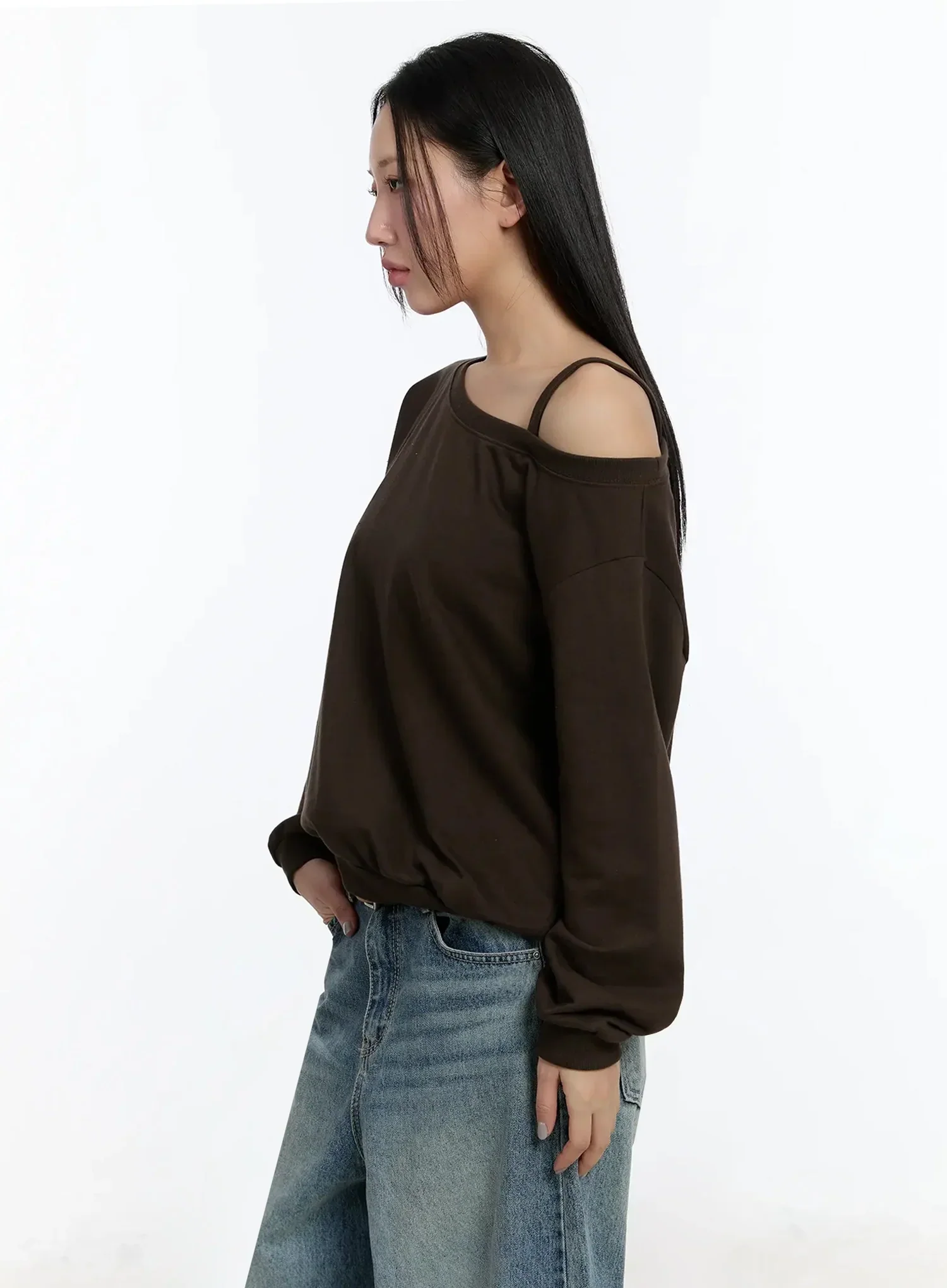 Off-Shoulder Simple Sweatshirt IM509 - Image 8