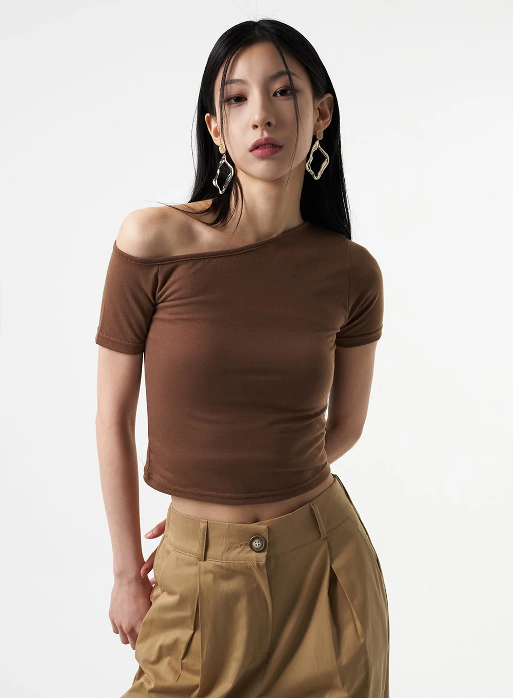 Off-Shoulder Tee IA325 - Image 4