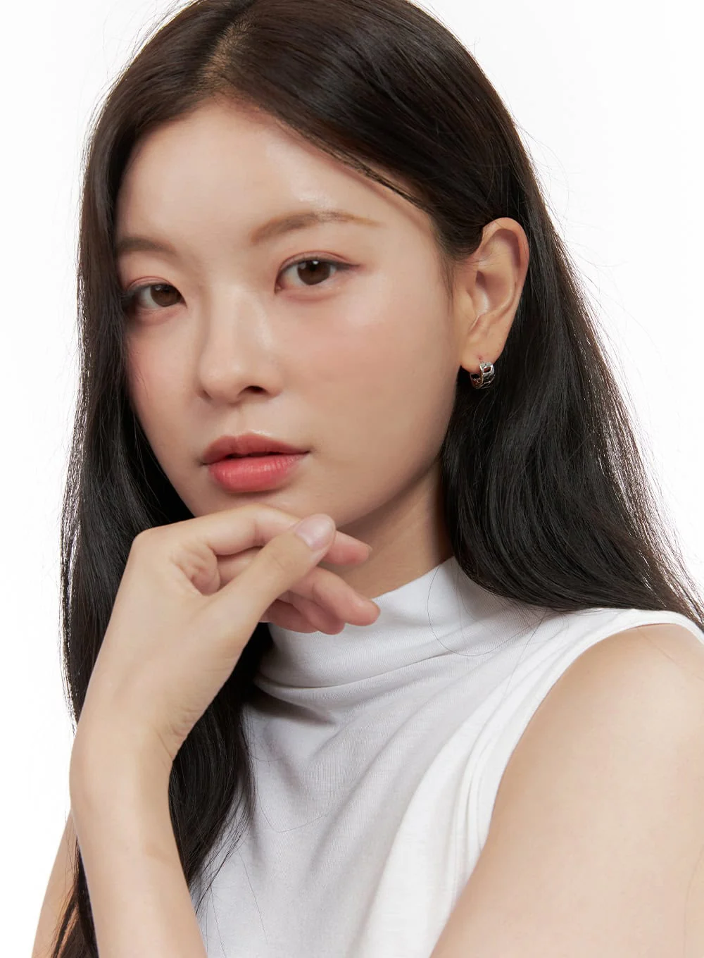 Olivia Punching Earrings IO404 - Image 3