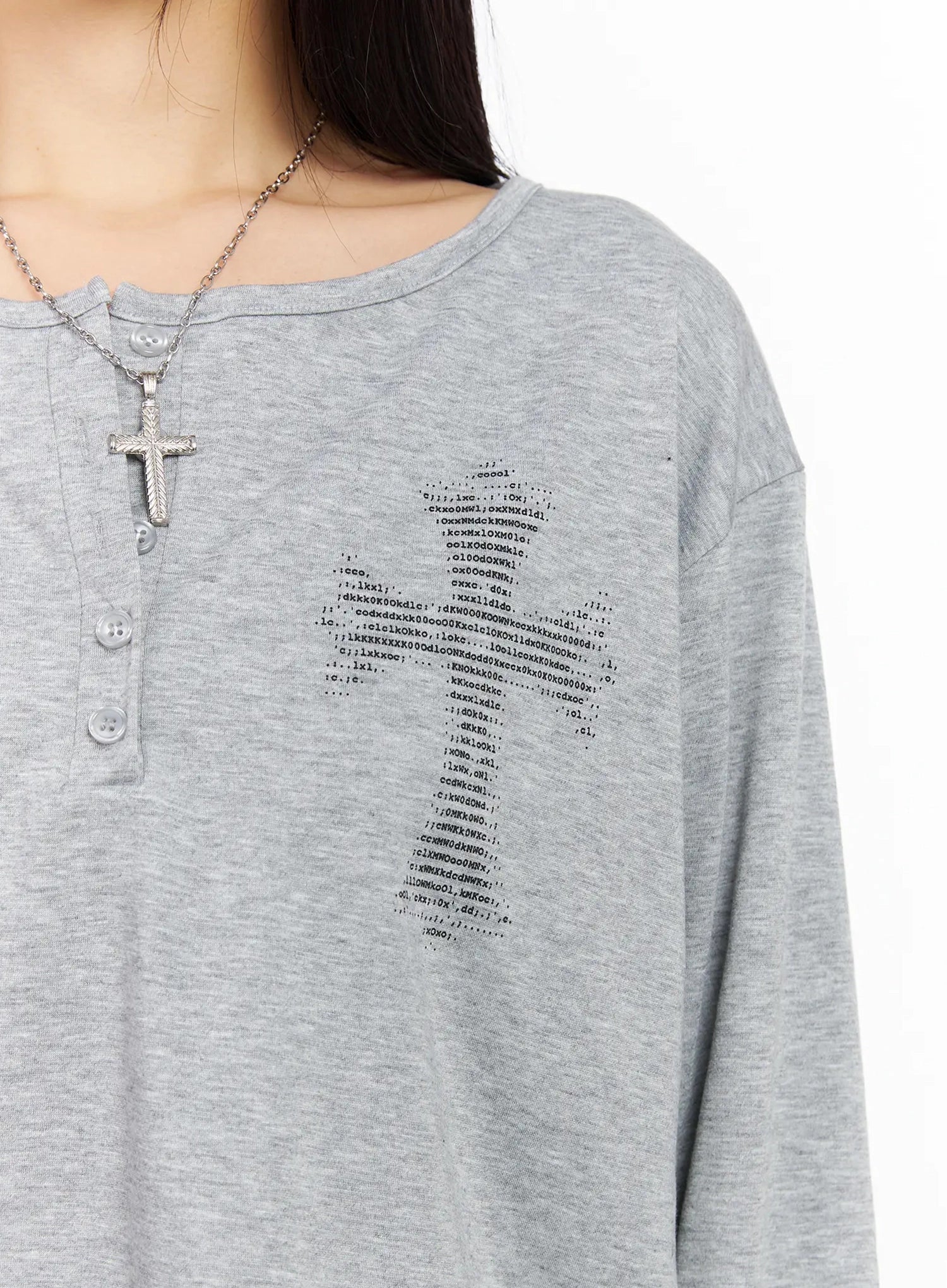 Oversized Cross Detail Long-Sleeve Top CA513 - Image 15