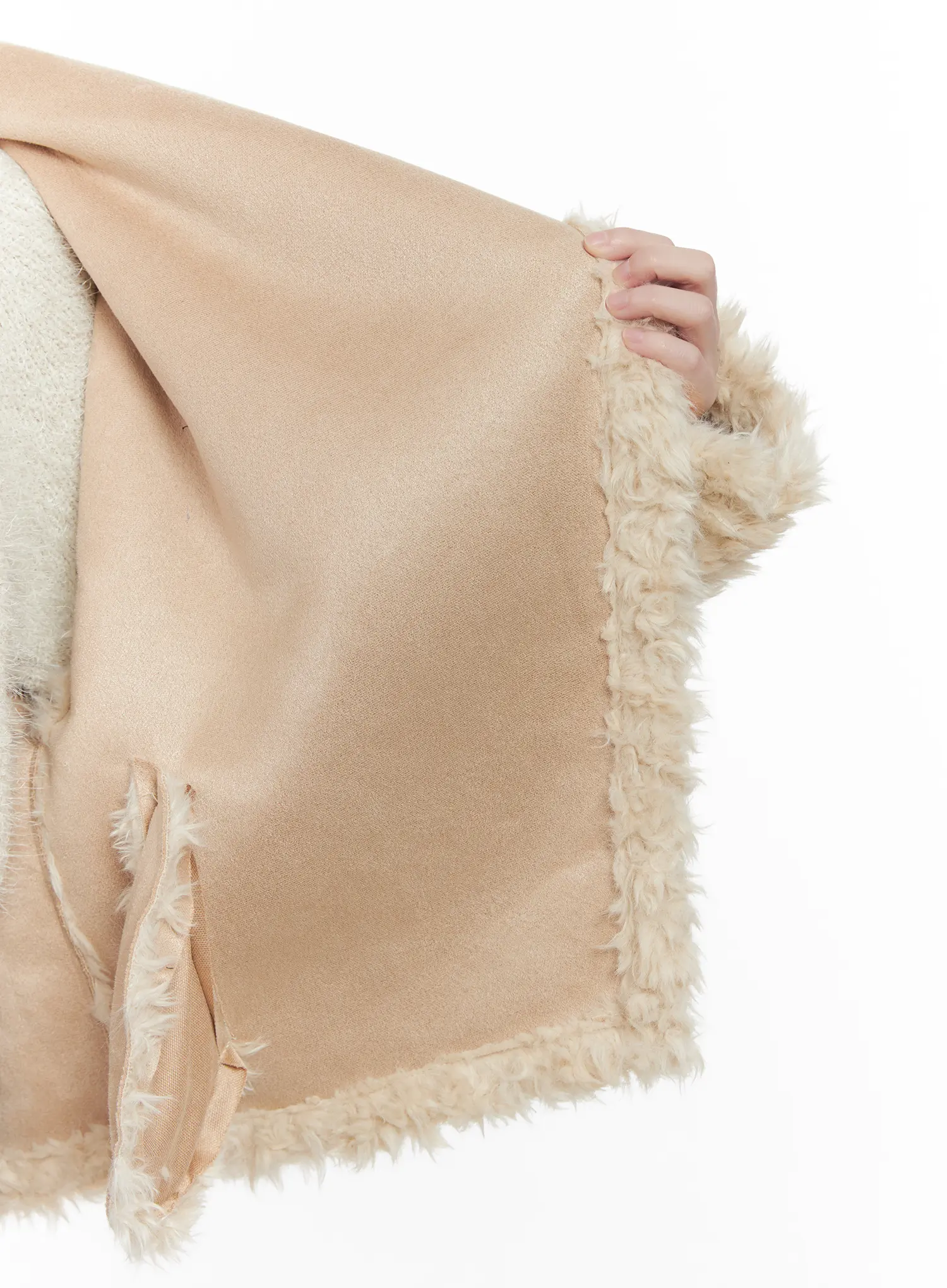 Oversized Faux Fur Jacket CN510 - Image 7