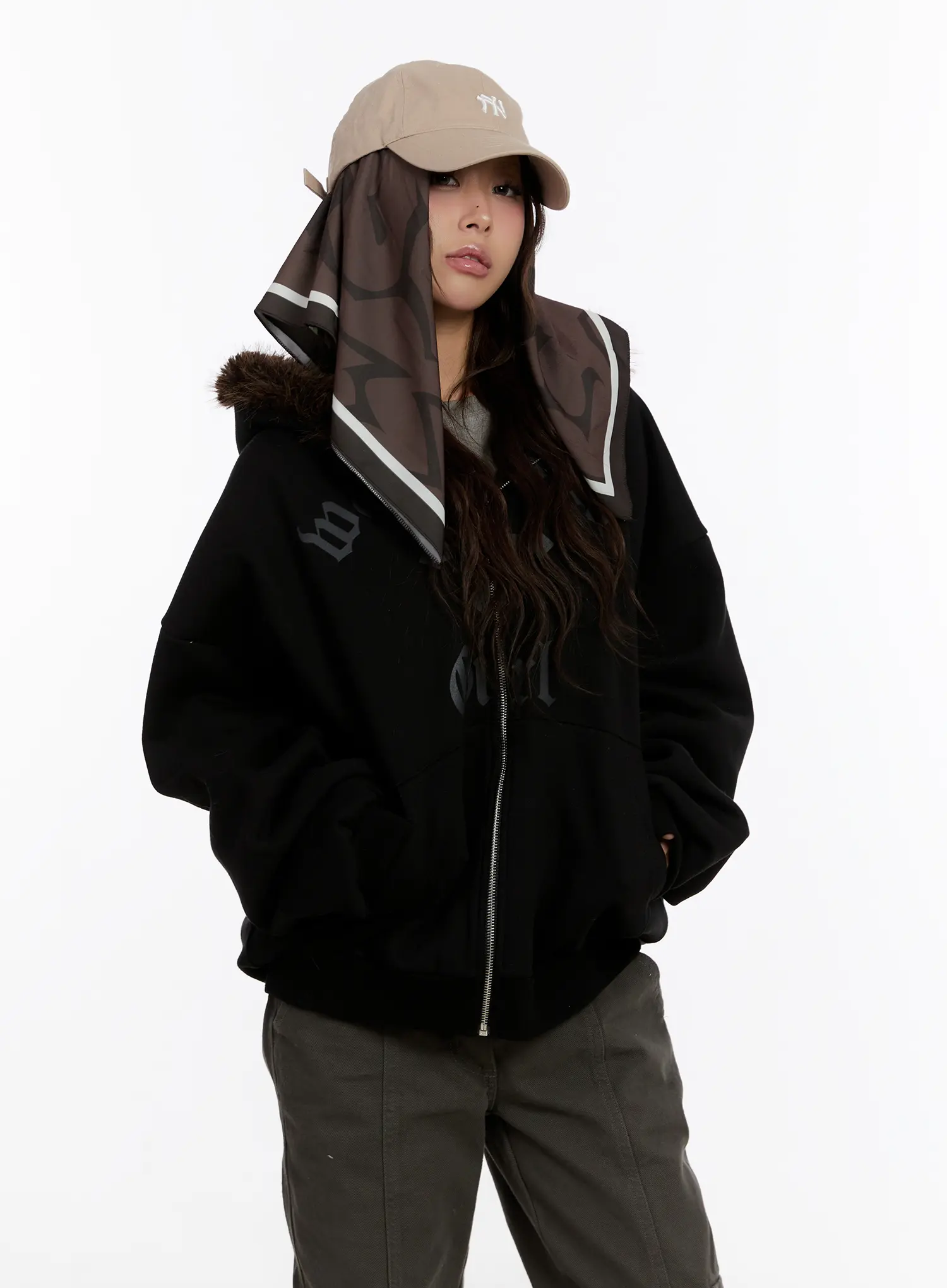 Oversized Graphic Faux Fur Zip Hoodie CN527 - Image 10