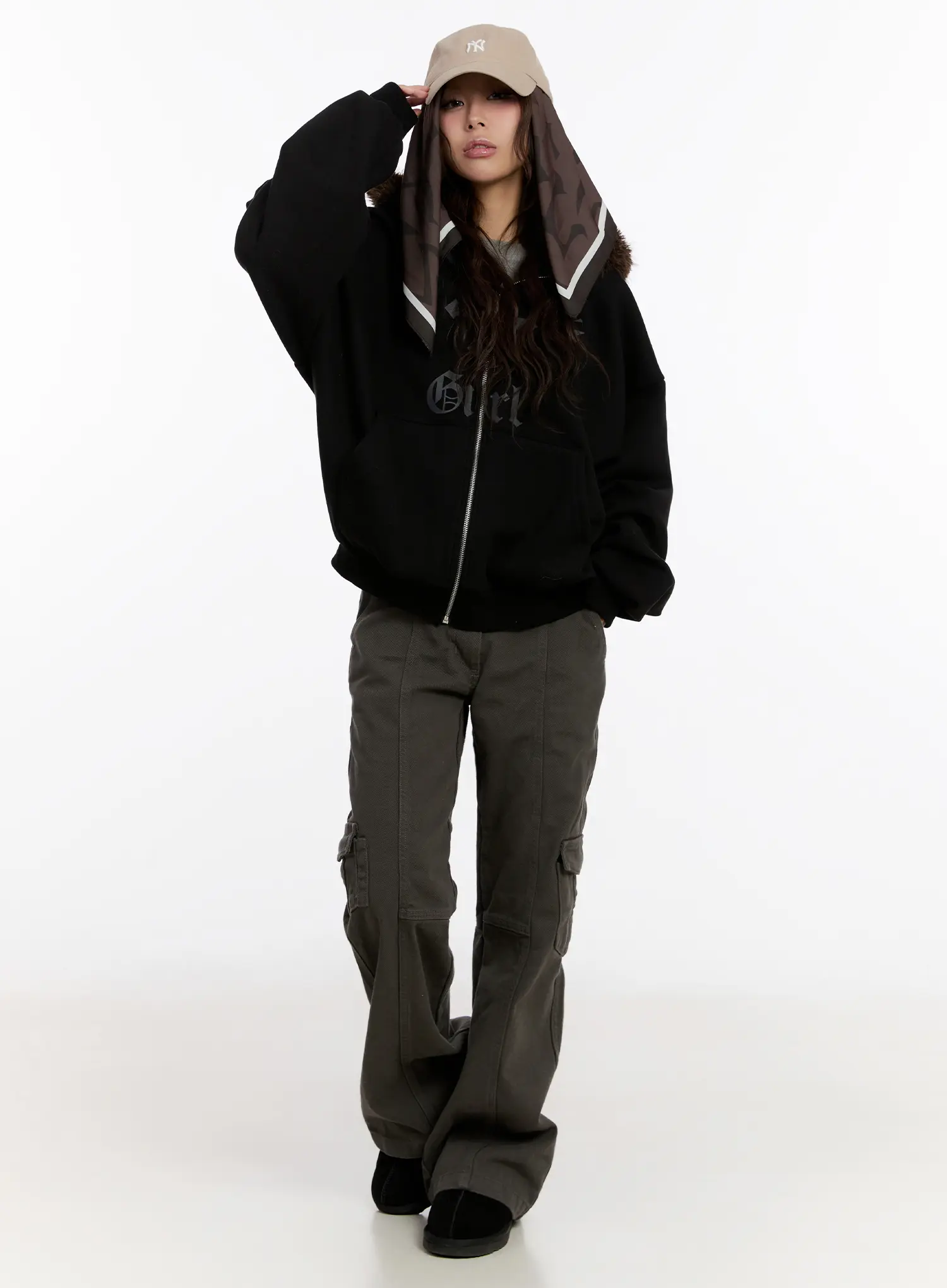 Oversized Graphic Faux Fur Zip Hoodie CN527 - Image 2