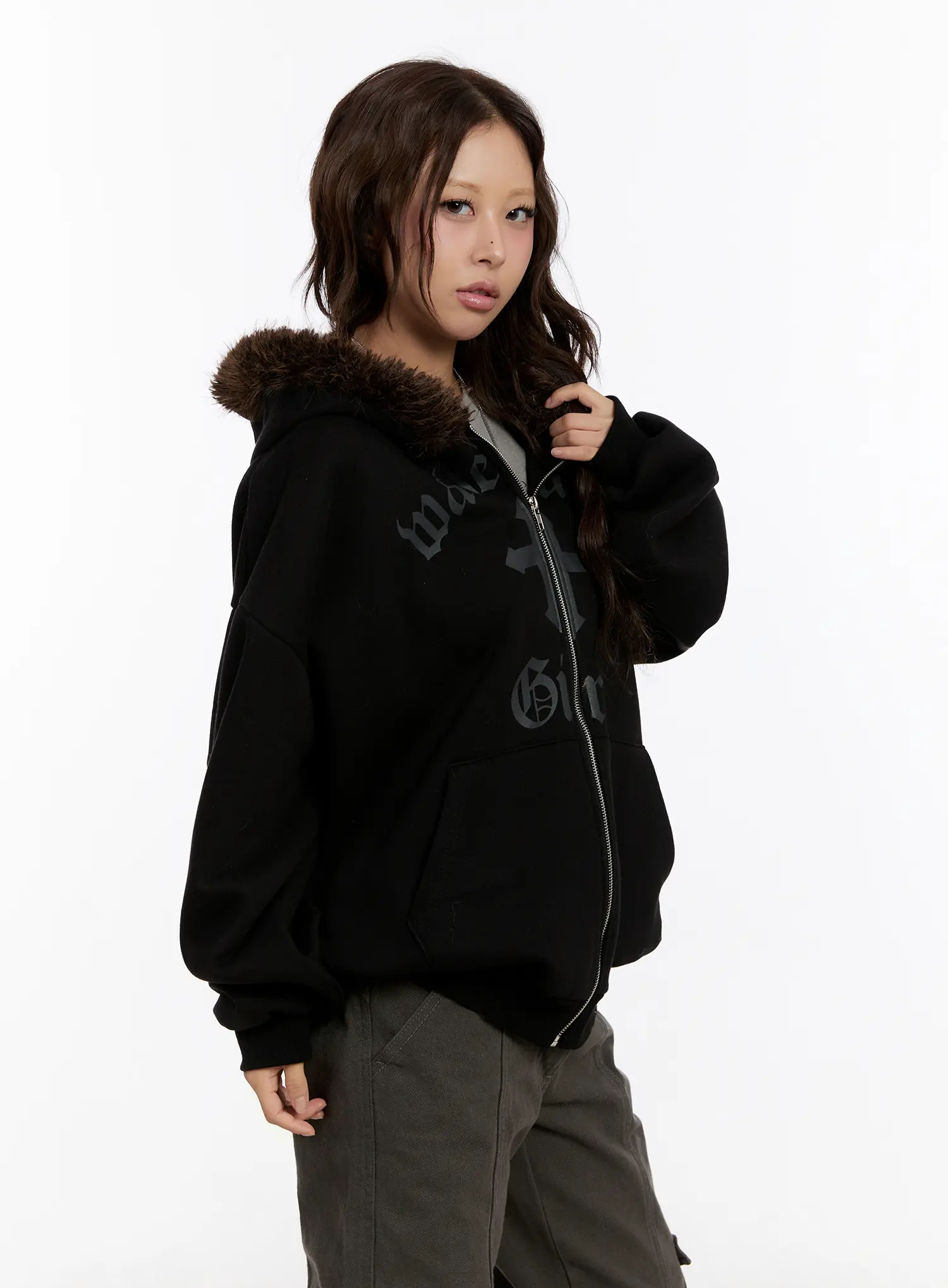 Oversized Graphic Faux Fur Zip Hoodie CN527 - Image 5