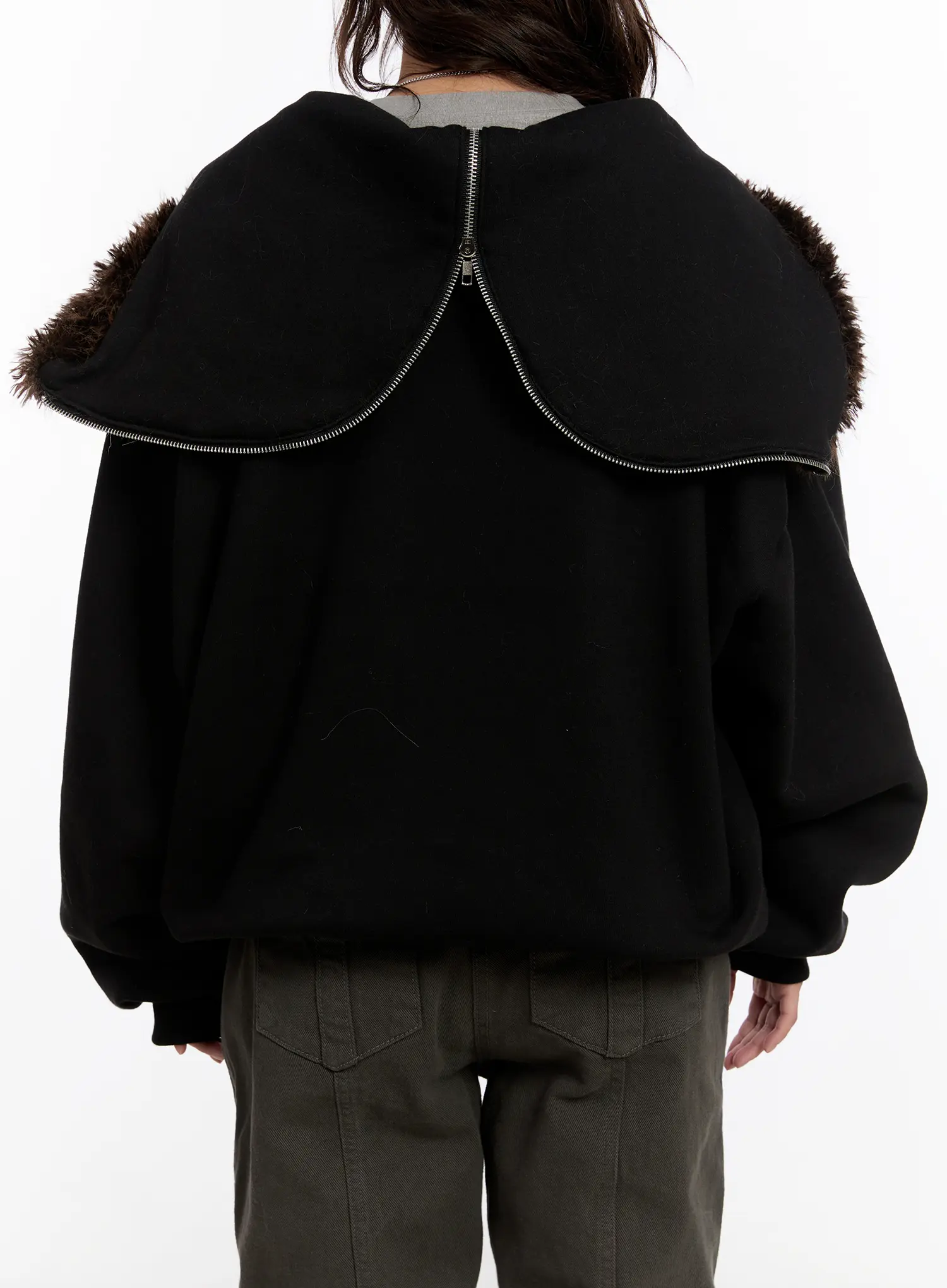 Oversized Graphic Faux Fur Zip Hoodie CN527 - Image 7