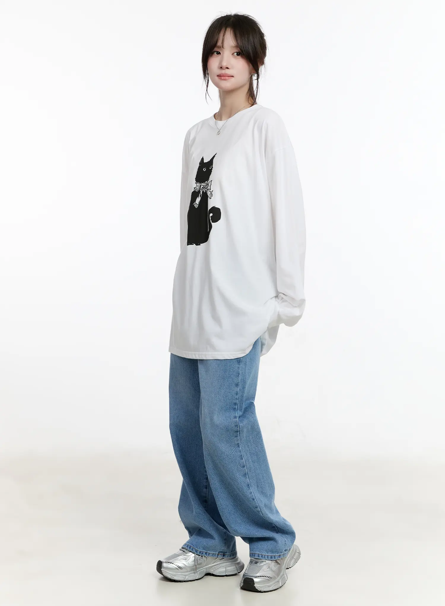 Oversized Graphic Long Sleeve Tee CM505 - Image 6