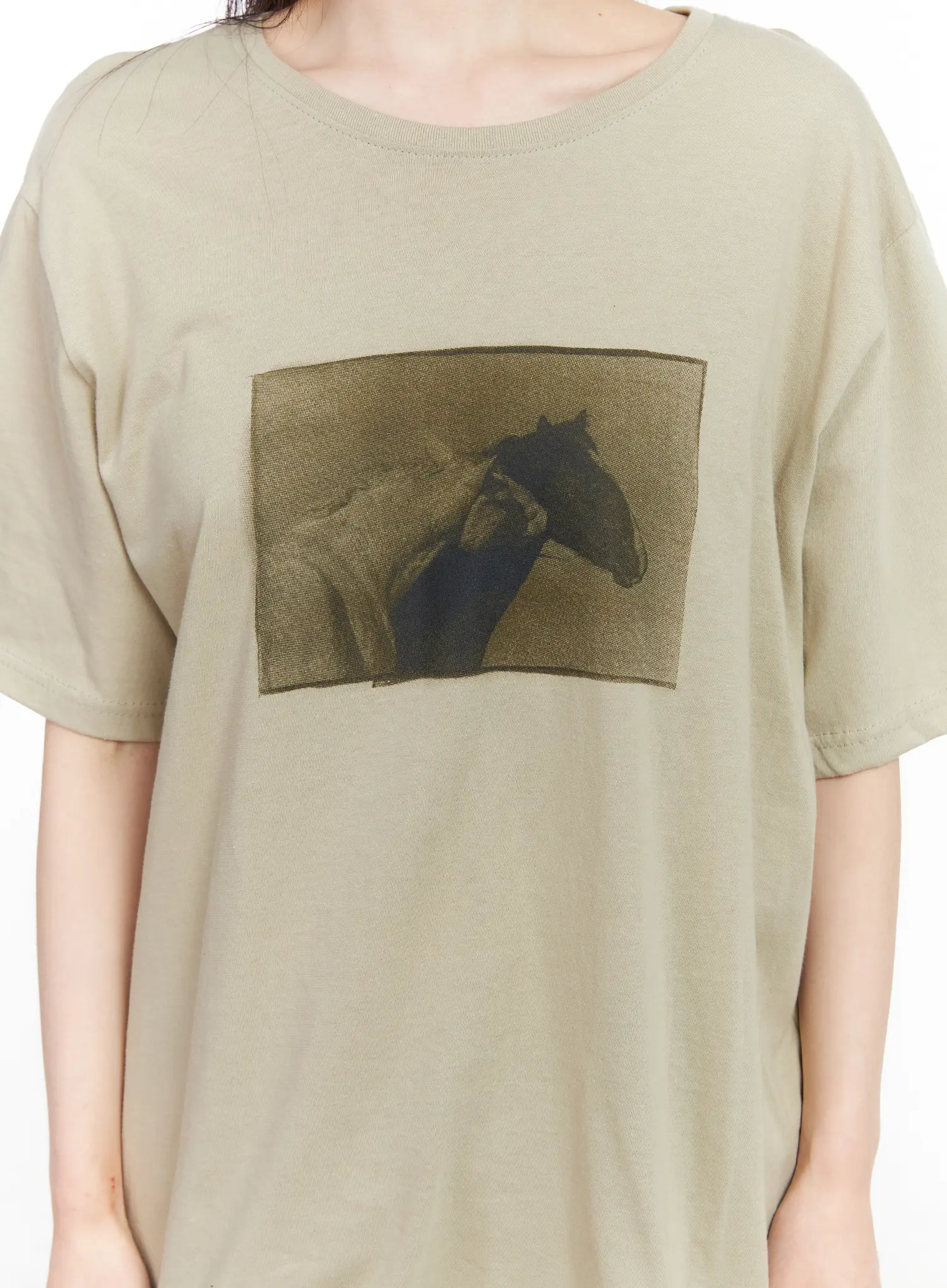 Oversized Graphic Print T-Shirt CM519 - Image 9