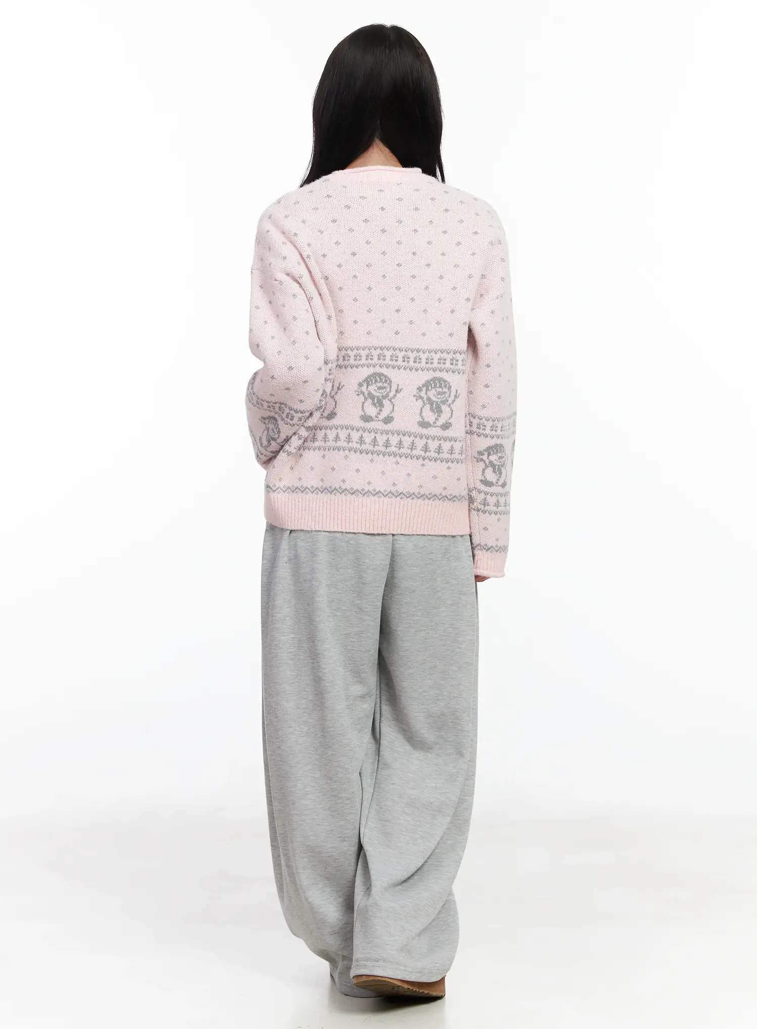 Oversized Graphic Sweater IJ529 - Image 9